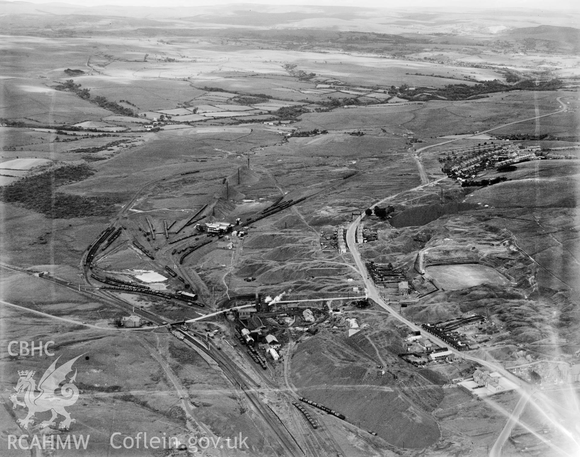 View of Onllwyn coal washery, processing and distribution centre, commissioned by Evans & Bevan, Neath. Oblique aerial photograph, 5?x4? BW glass plate.