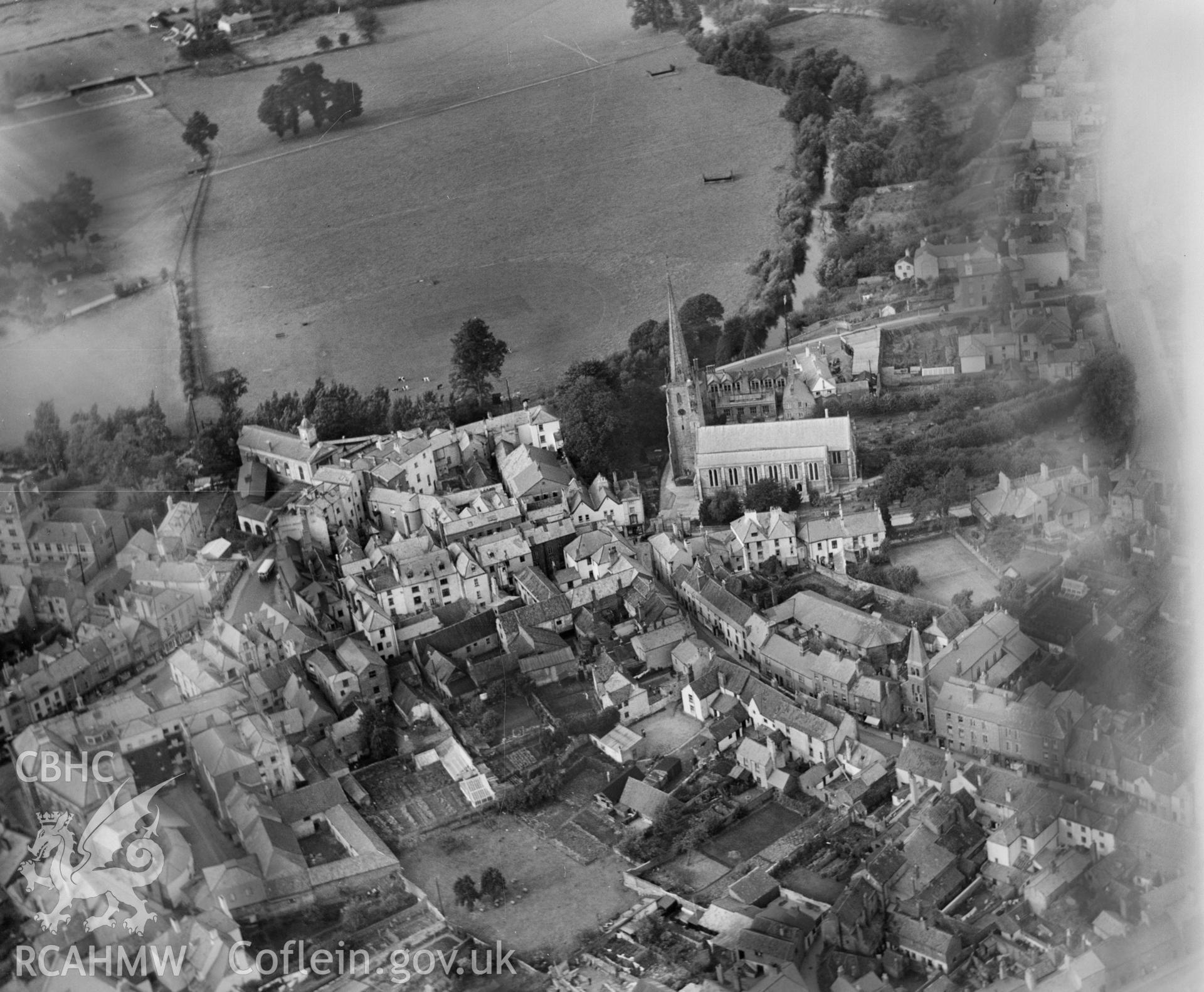 General view of Monmouth, oblique aerial view. 5?x4? black and white glass plate negative.