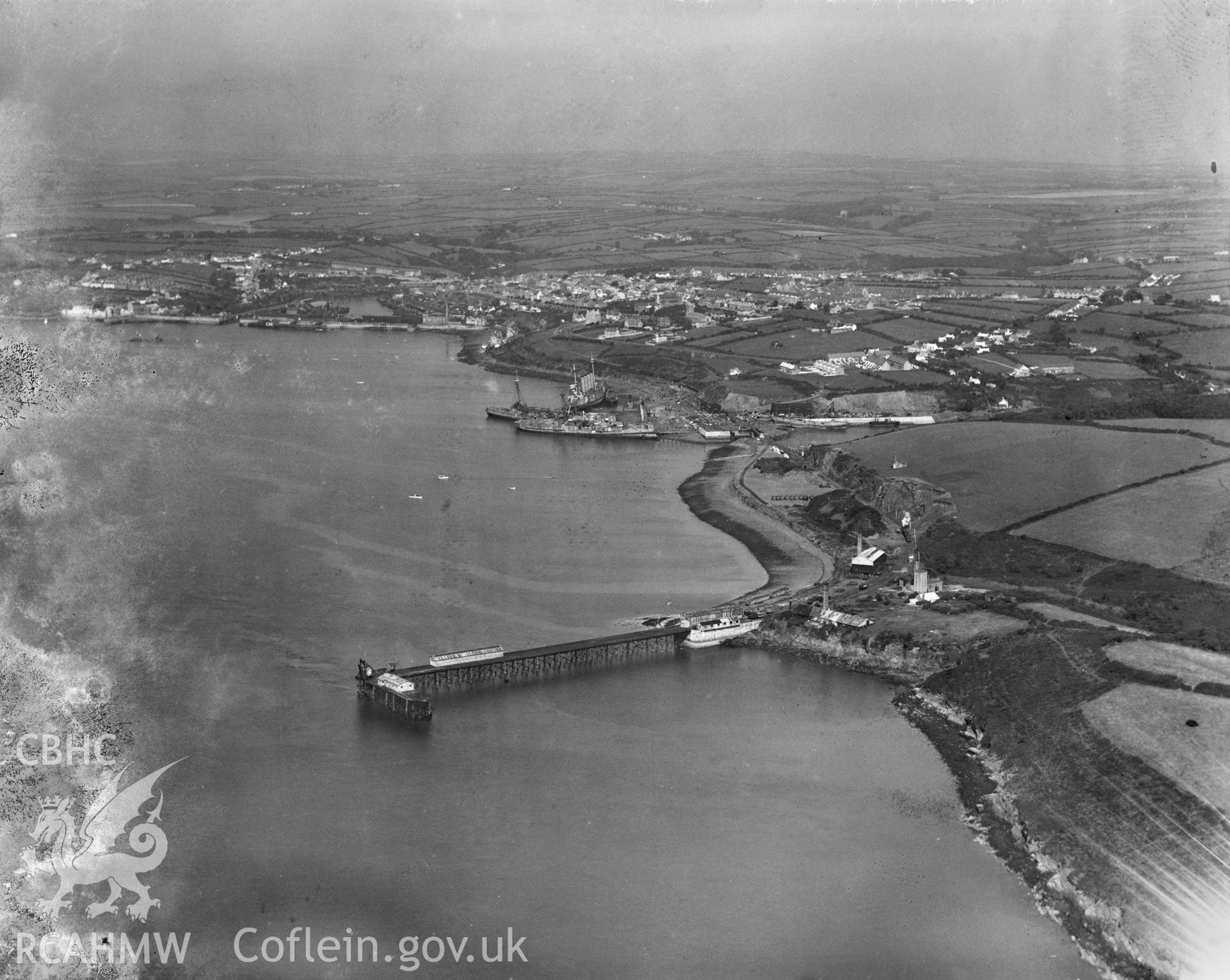 View of Milford Haven, oblique aerial view. 5?x4? black and white glass plate negative.