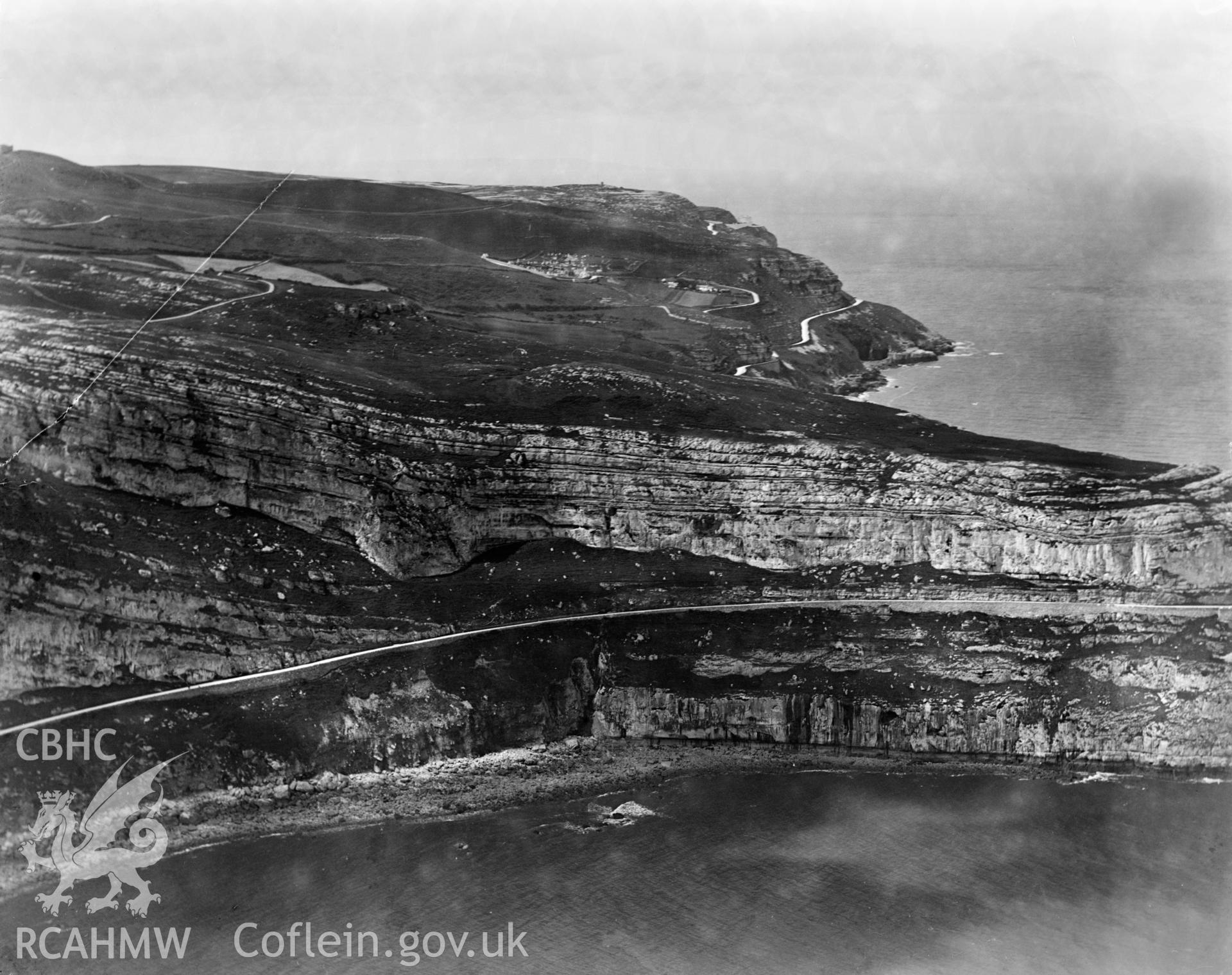 View of Llandudno showing Ormes Head, oblique aerial view. 5?x4? black and white glass plate negative.