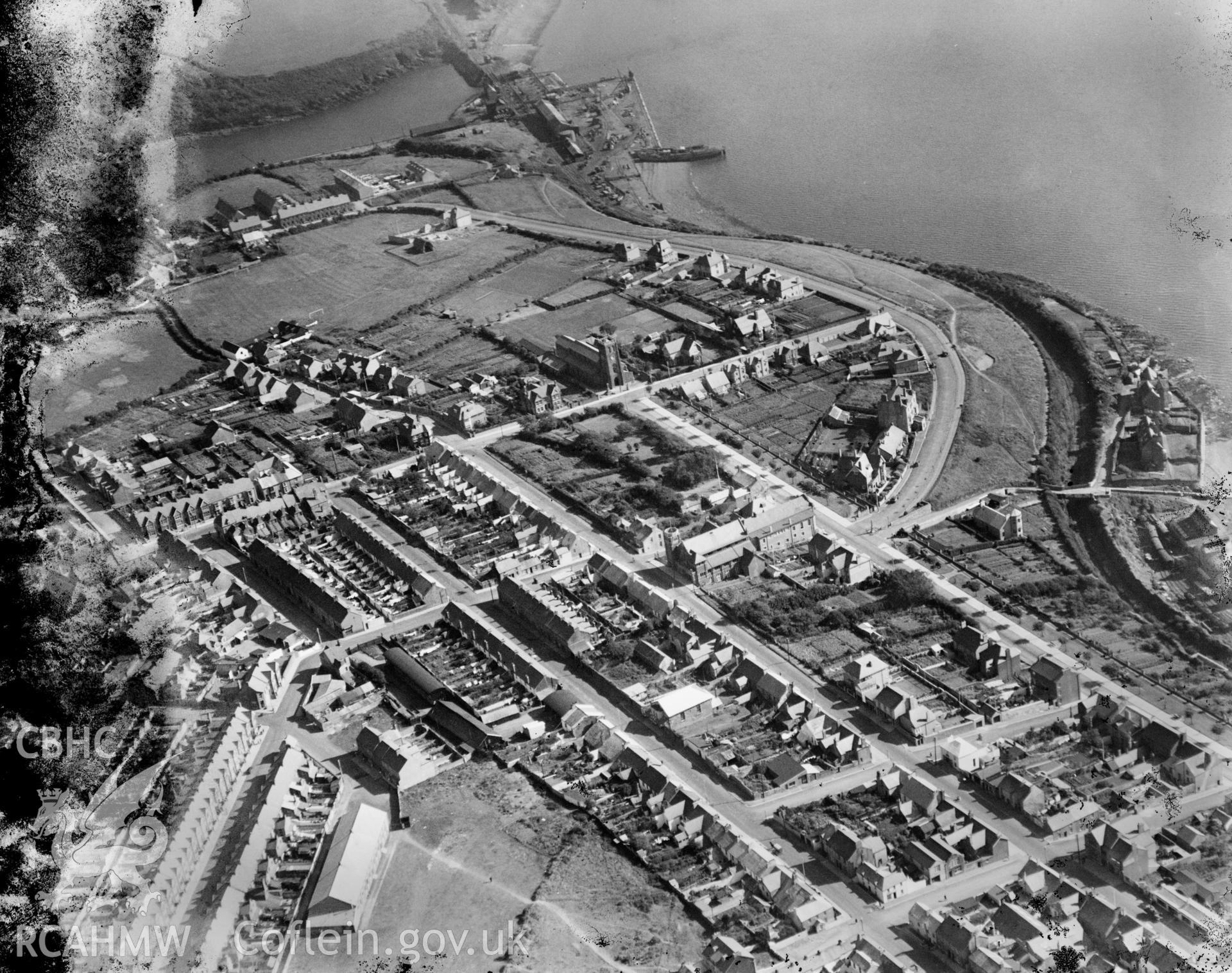 General view of Milford Haven, oblique aerial view. 5?x4? black and white glass plate negative.
