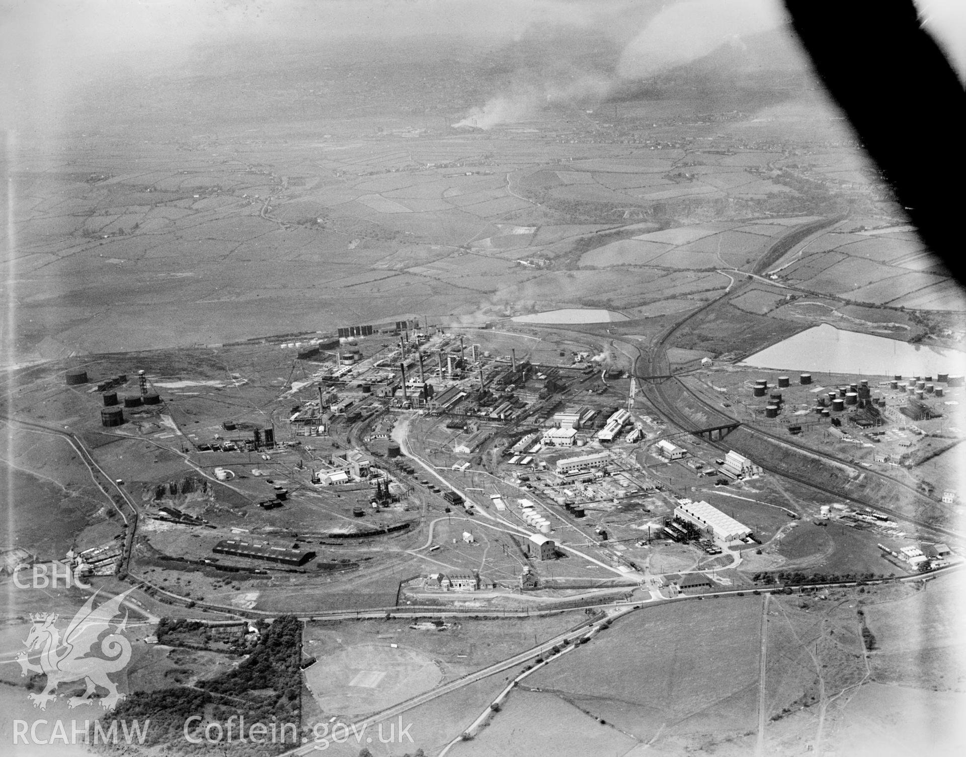 View of National Oil Refineries (Anglo-Persion) Llandarcy, oblique aerial view. 5?x4? black and white glass plate negative.