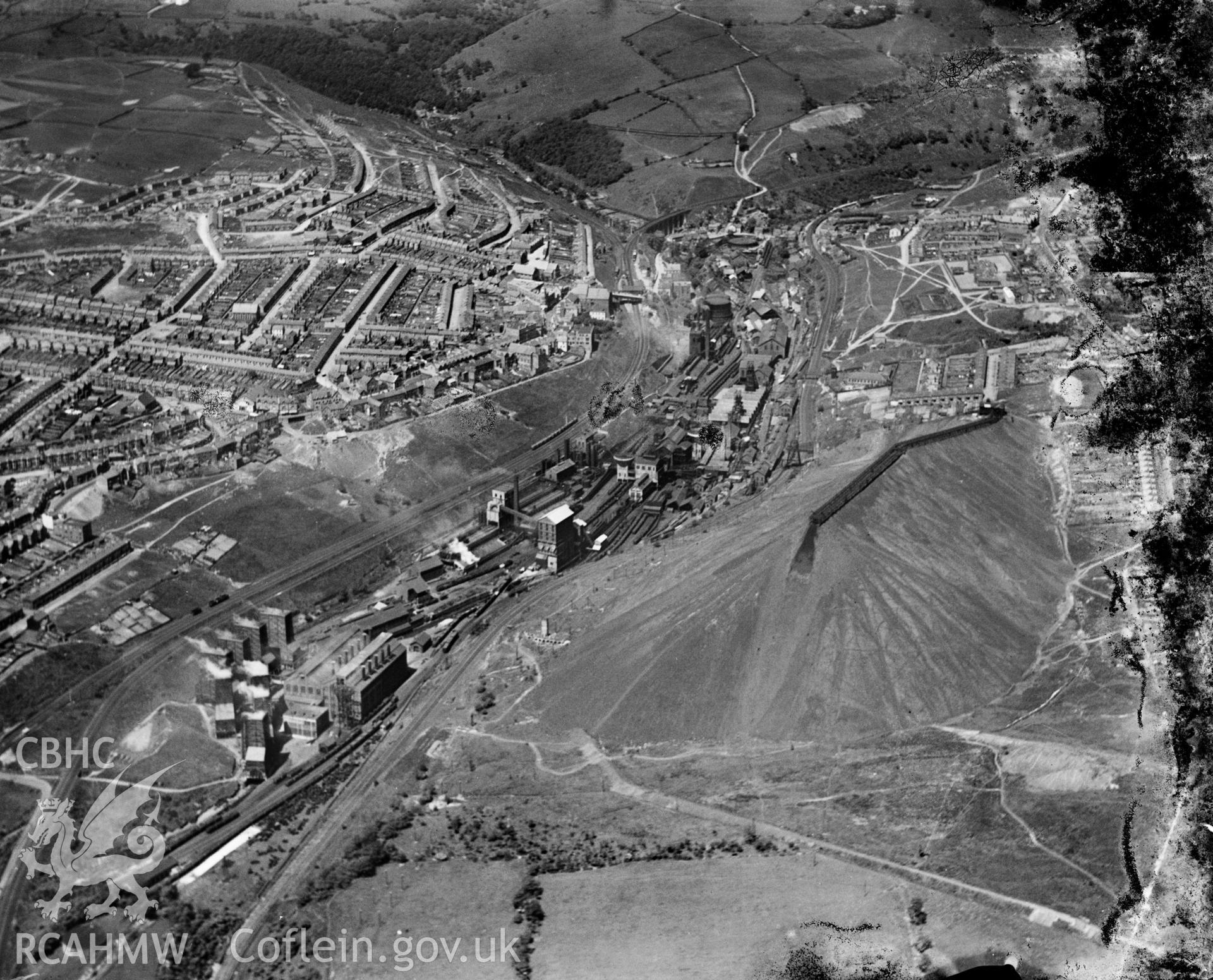 View of Bargoed colliery looking from SE, oblique aerial view. 5?x4? black and white glass plate negative.
