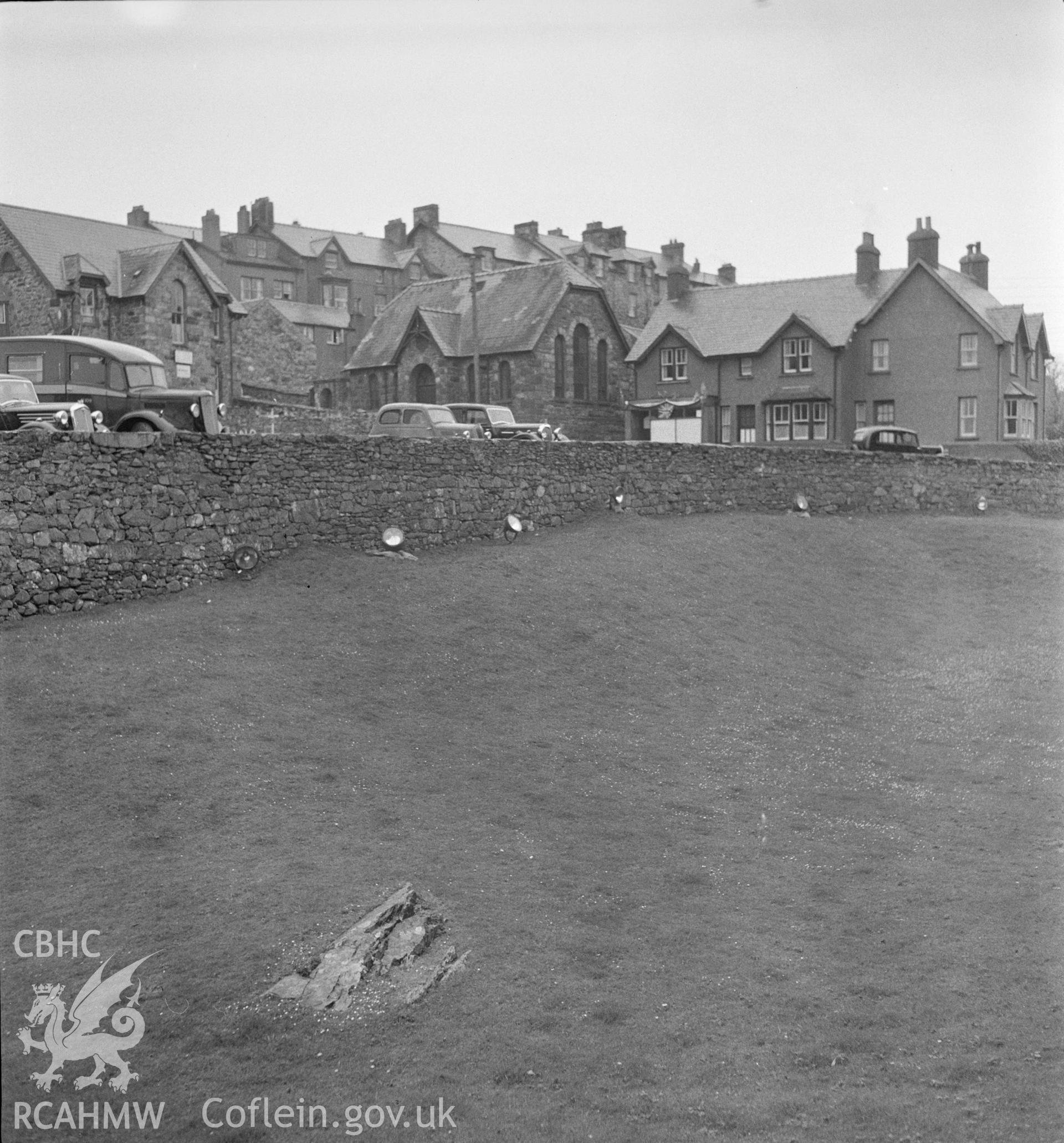 Digital copy of a nitrate negative showing Harlech Castle, dated 1944.