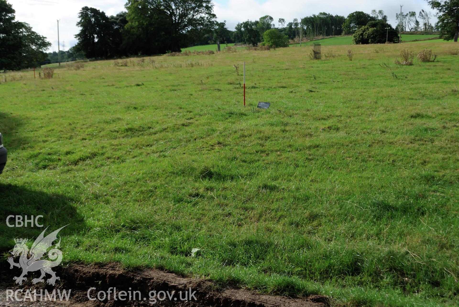 General view from the north west of the evaluation area, pre-excavation. Photographed during archaeological evaluation of Kinmel Park, Abergele, conducted by Gwynedd Archaeological Trust on 22nd August 2018. Project no. 2571.