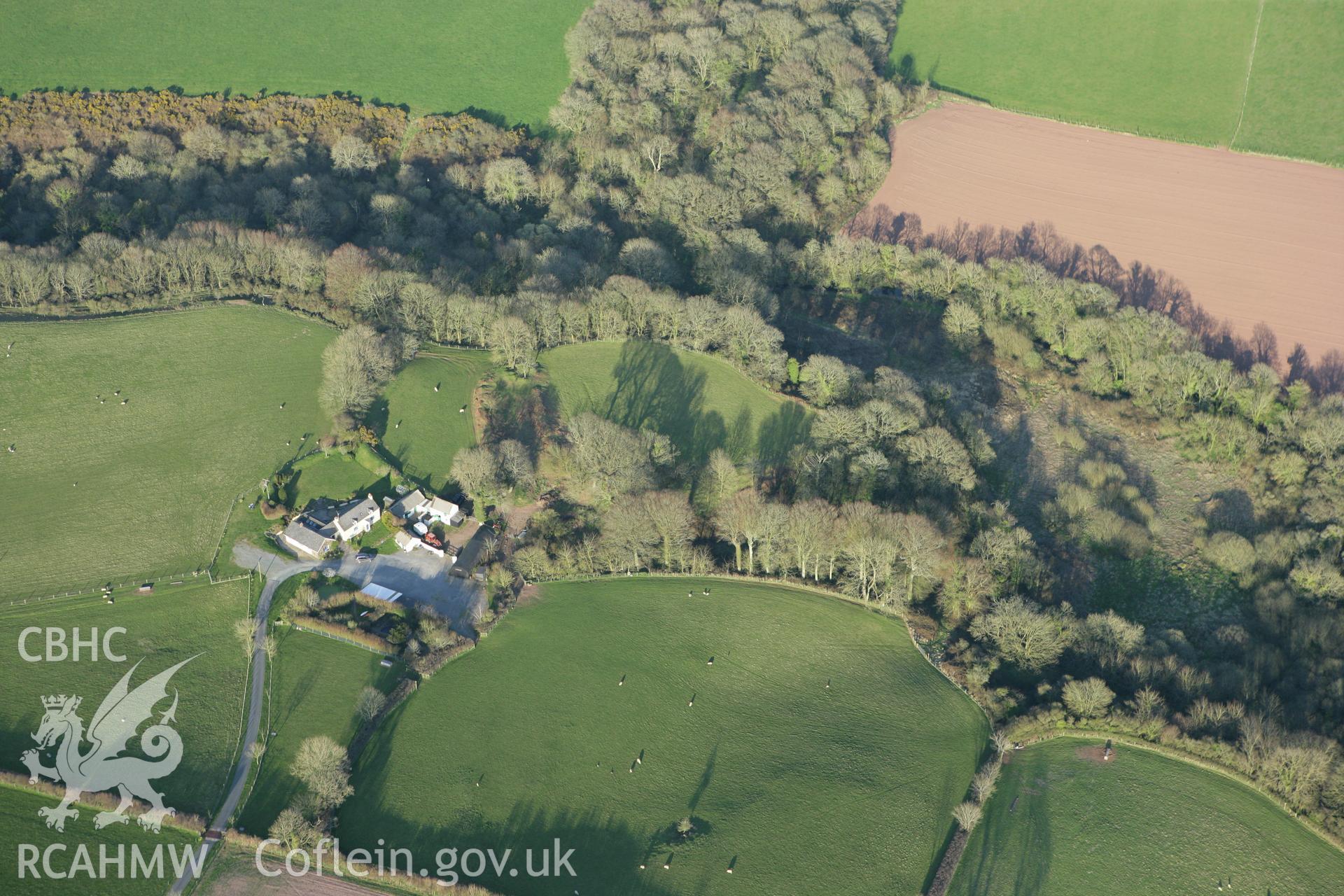 RCAHMW colour oblique aerial photograph of Syke Rath Promontory Fort. Taken on 13 April 2010 by Toby Driver