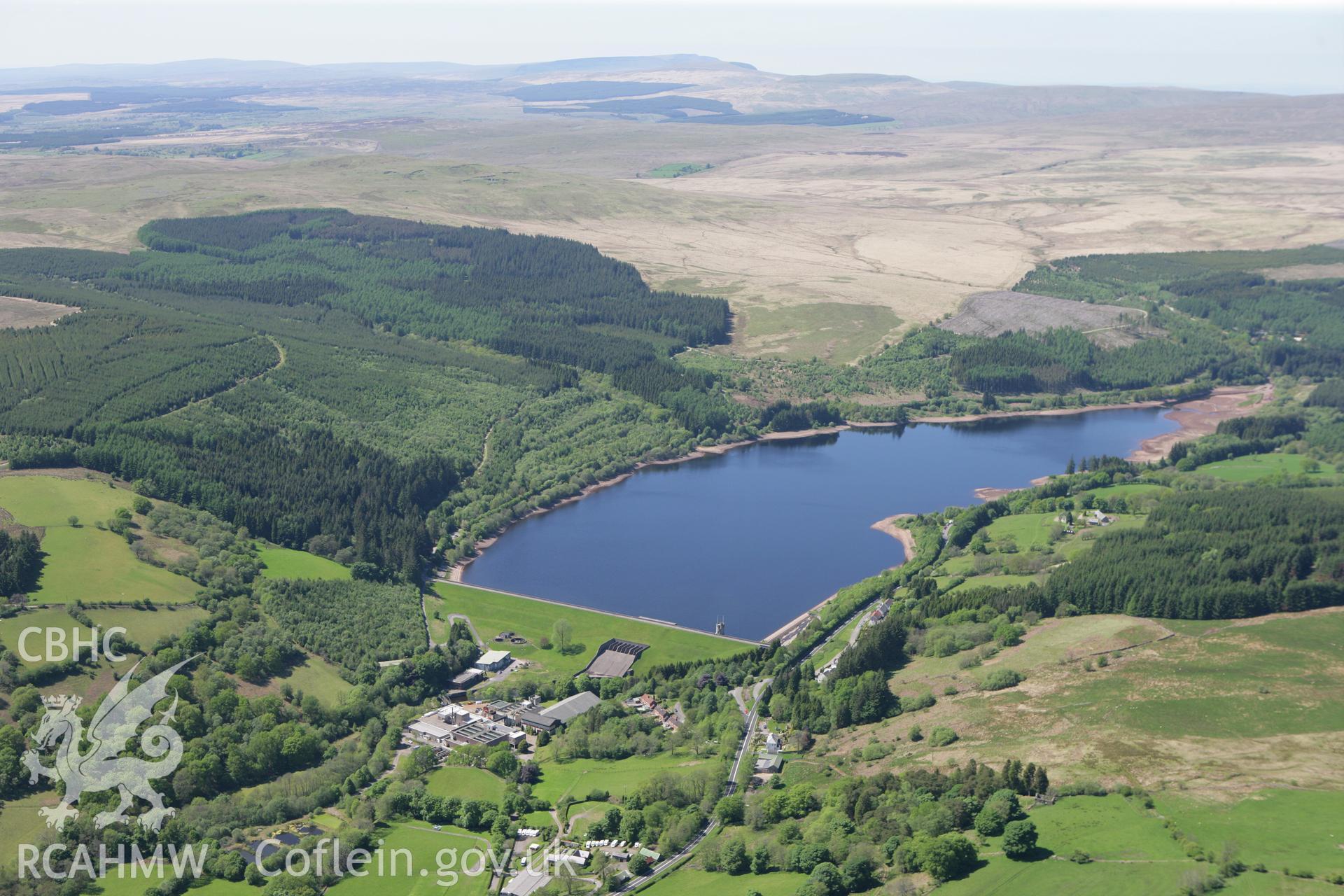 RCAHMW colour oblique photograph of Llwyn-on Reservoir. Taken by Toby Driver on 24/05/2010.
