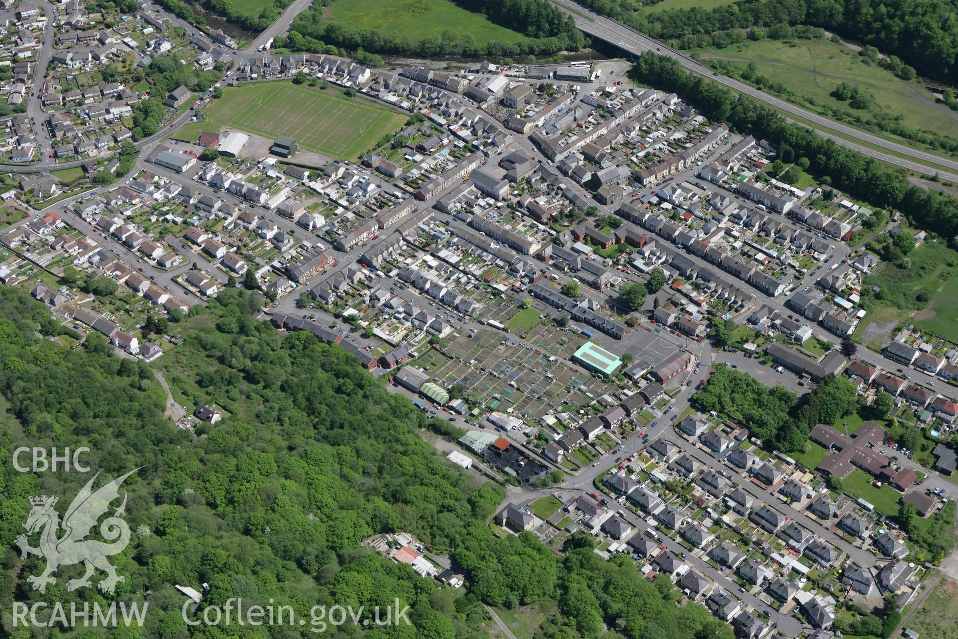 RCAHMW colour oblique photograph of Glyn Neath town. Taken by Toby Driver on 24/05/2010.