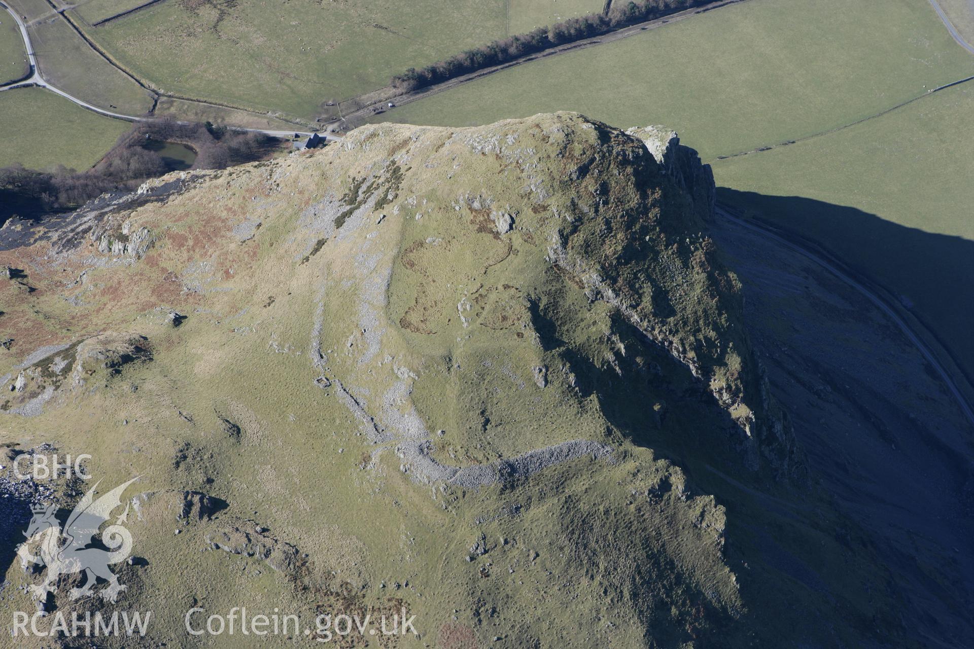 RCAHMW colour oblique photograph of Craig-y-aderyn hillfort. Taken by Toby Driver on 08/03/2010.