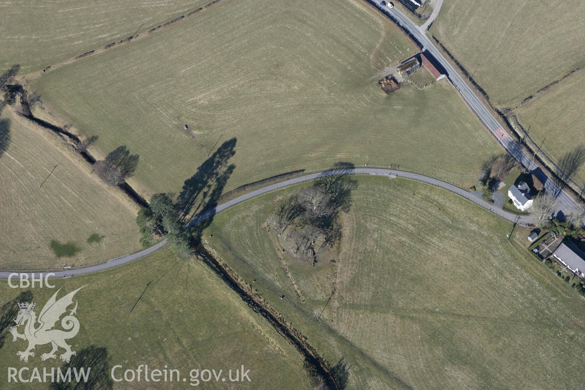 RCAHMW colour oblique photograph of Tomen Las castle mound. Taken by Toby Driver on 08/03/2010.