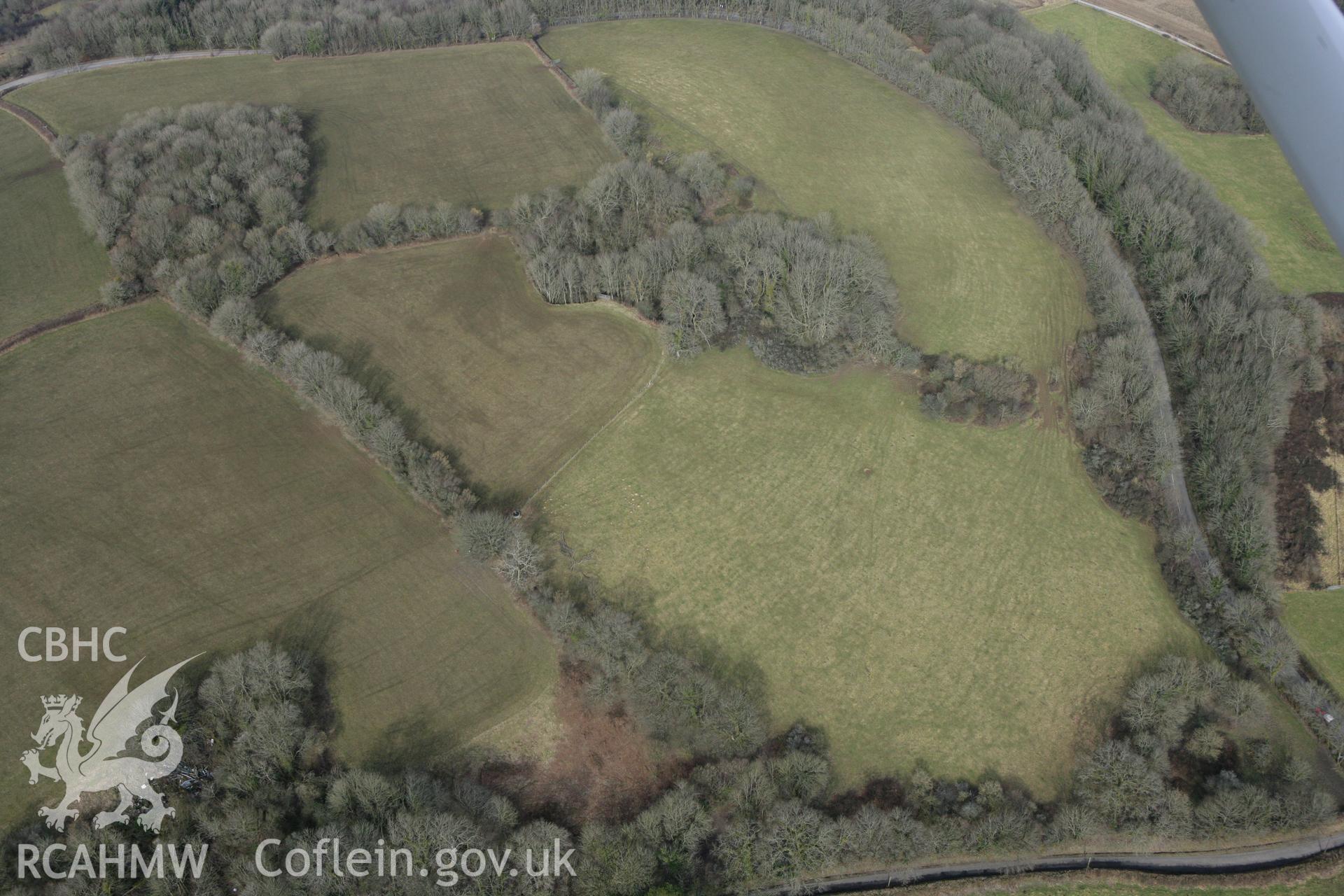 RCAHMW colour oblique photograph of Pengawse ring cairn. Taken by Toby Driver on 02/03/2010.