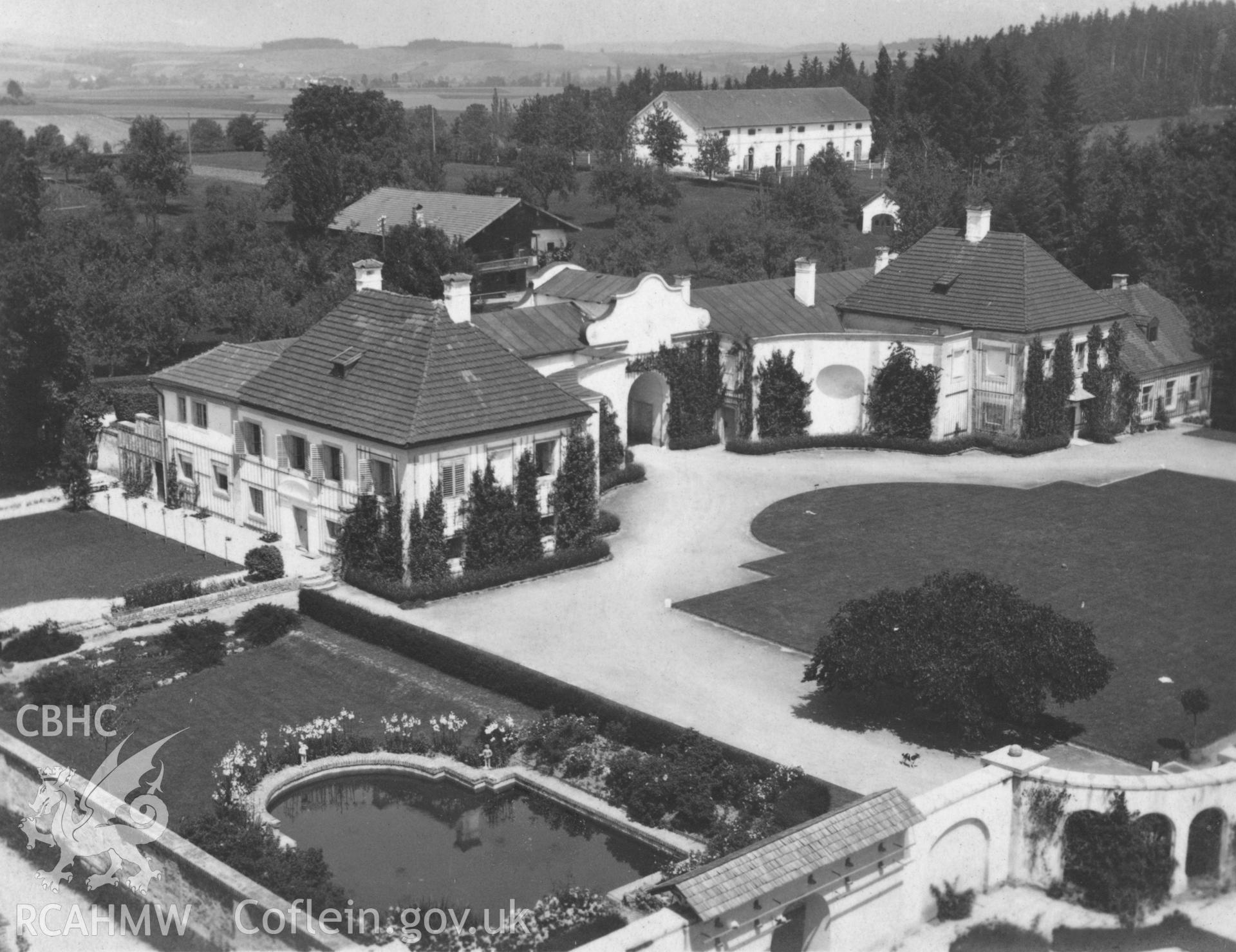 Digital copy of a black and white photograph, showing unidentified buildings.