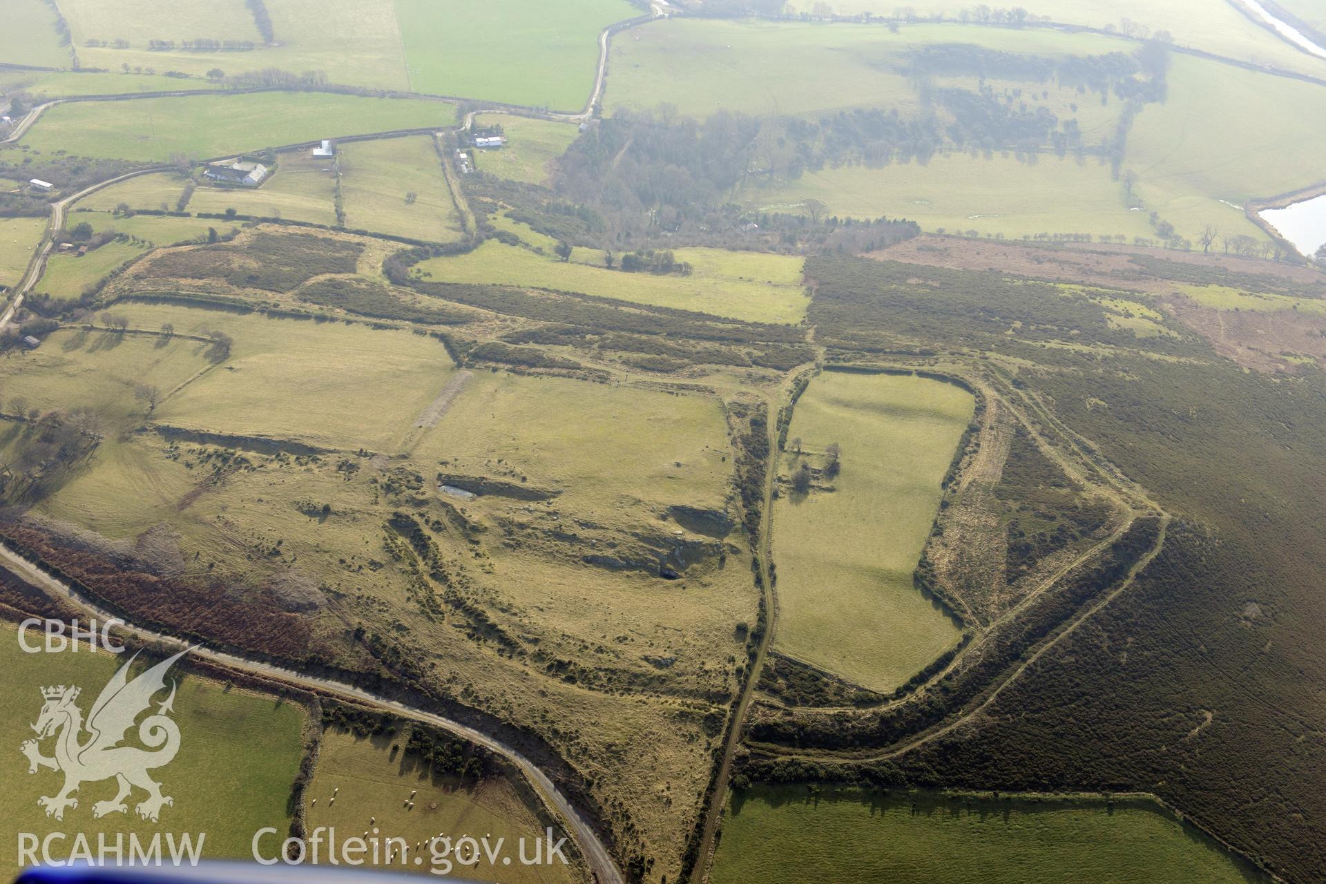 Mynydd-y-Gaer hillfort, Llannefydd, north west of Denbigh. Oblique aerial photograph taken during the Royal Commission?s programme of archaeological aerial reconnaissance by Toby Driver on 28th February 2013.