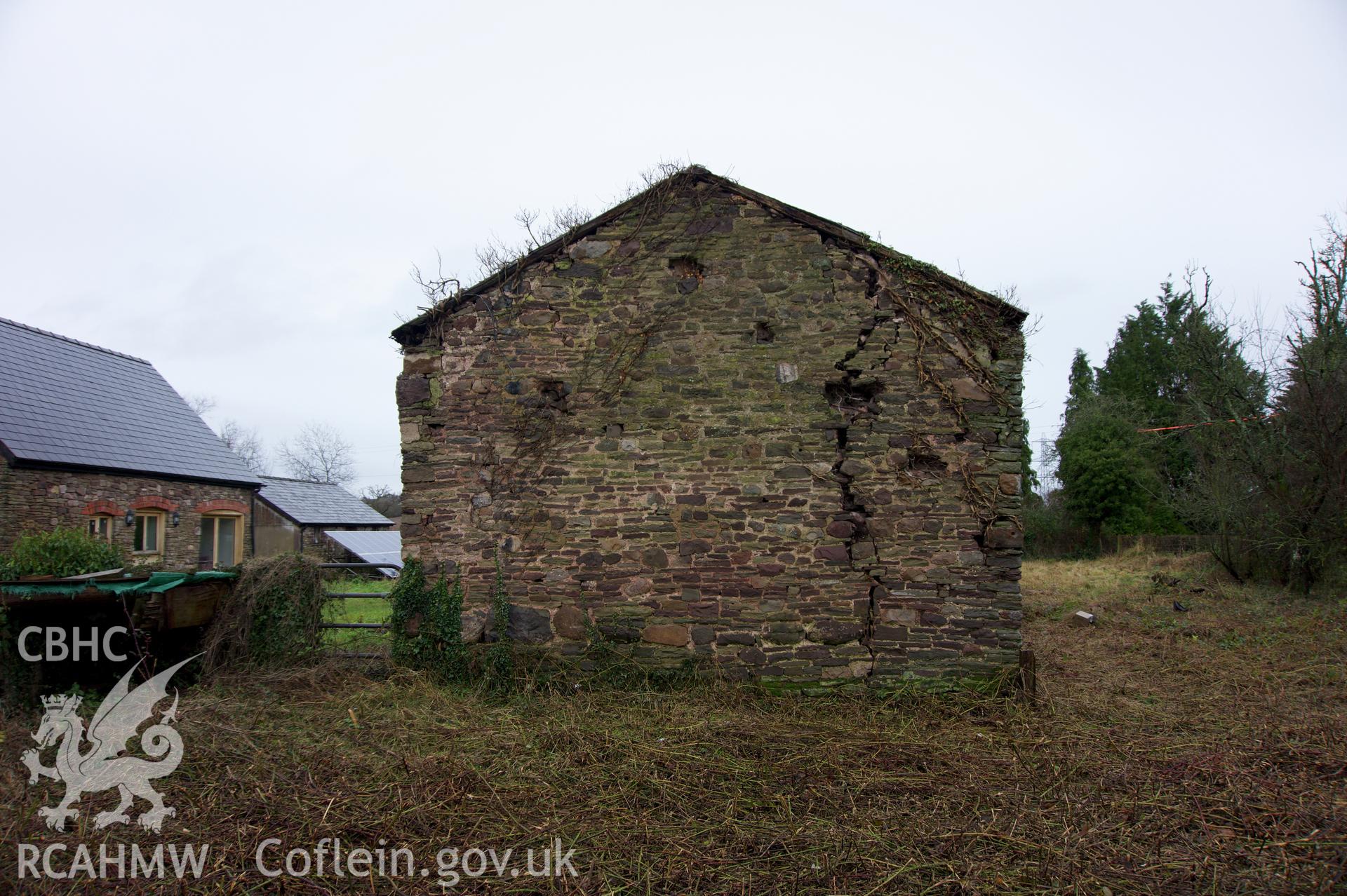 West elevation of Middle Ton Threshing Barn. Photographed for the Historic Building Photographic Record of Middle Ton Threshing Barn, Llanvapley, by Dan Courtney of Cog Architects, 2019.