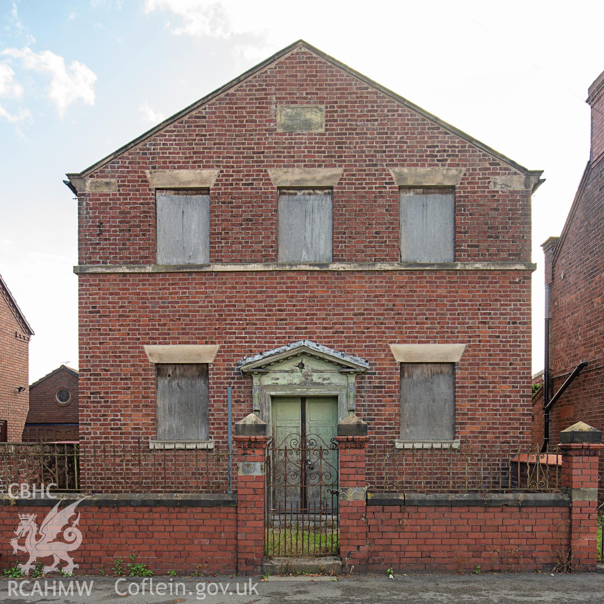 Colour photograph showing front elevation and entrance of Holt English Baptist Chapel, Chapel Street, Holt. Photographed by Richard Barrett on 16th August 2018.