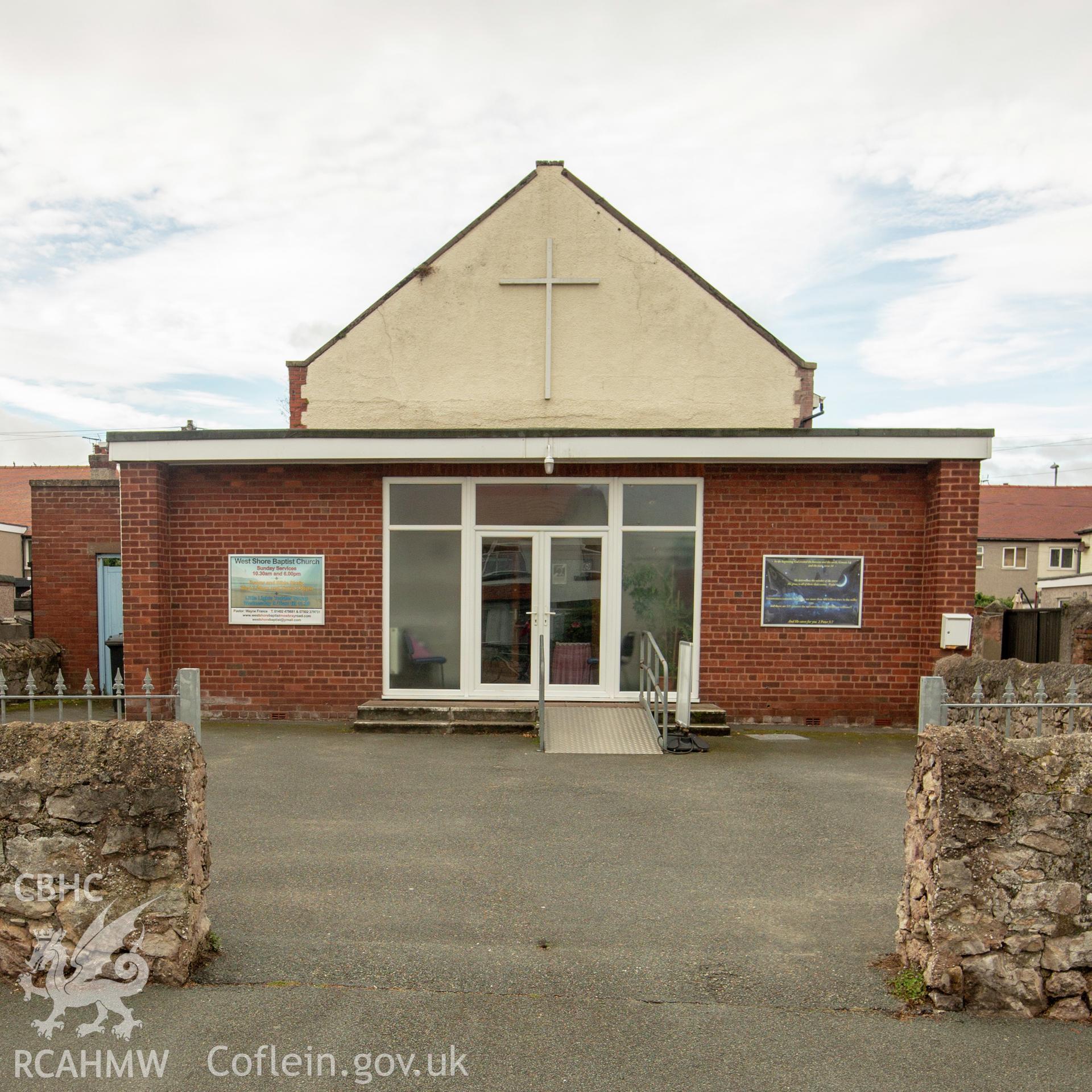 Colour photograph showing front elevation and entrance of the mission hall on Mowbray Road, Llandudno. Photographed by Richard Barrett on 17th September 2018.