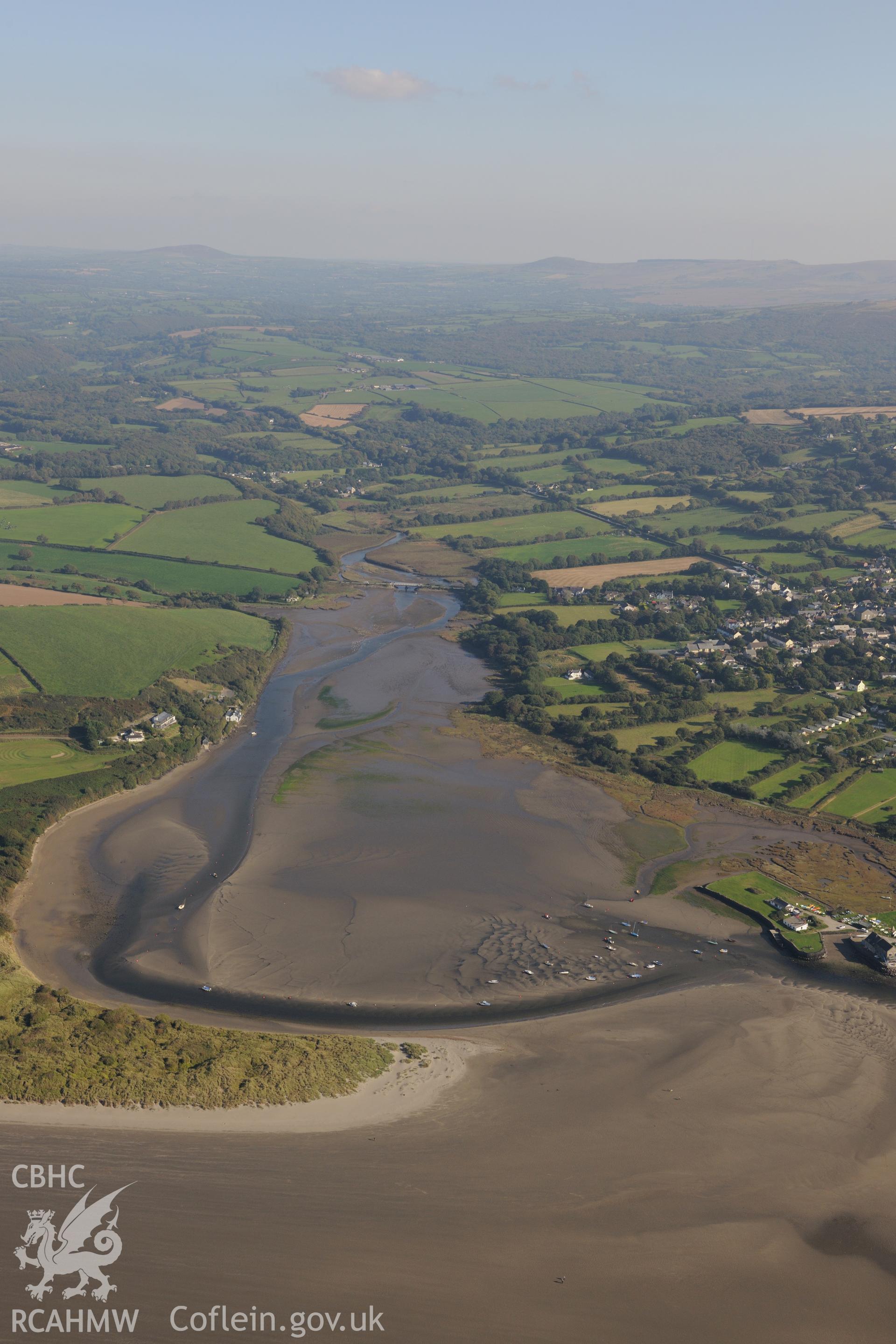 Newport, Pembrokeshire. Oblique aerial photograph taken during the Royal Commission's programme of archaeological aerial reconnaissance by Toby Driver on 30th September 2015.