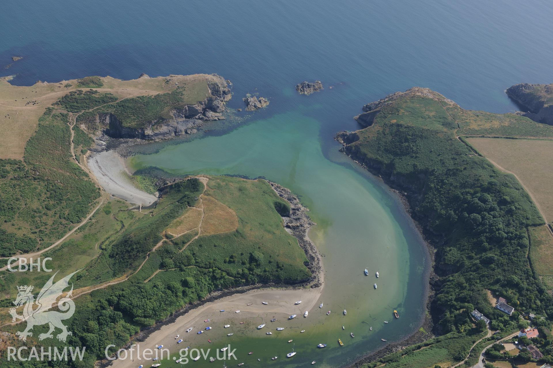 Gribin Promontory Fort, south of Solva Harbour. Oblique aerial photograph taken during the Royal Commission?s programme of archaeological aerial reconnaissance by Toby Driver on 16th July 2013.