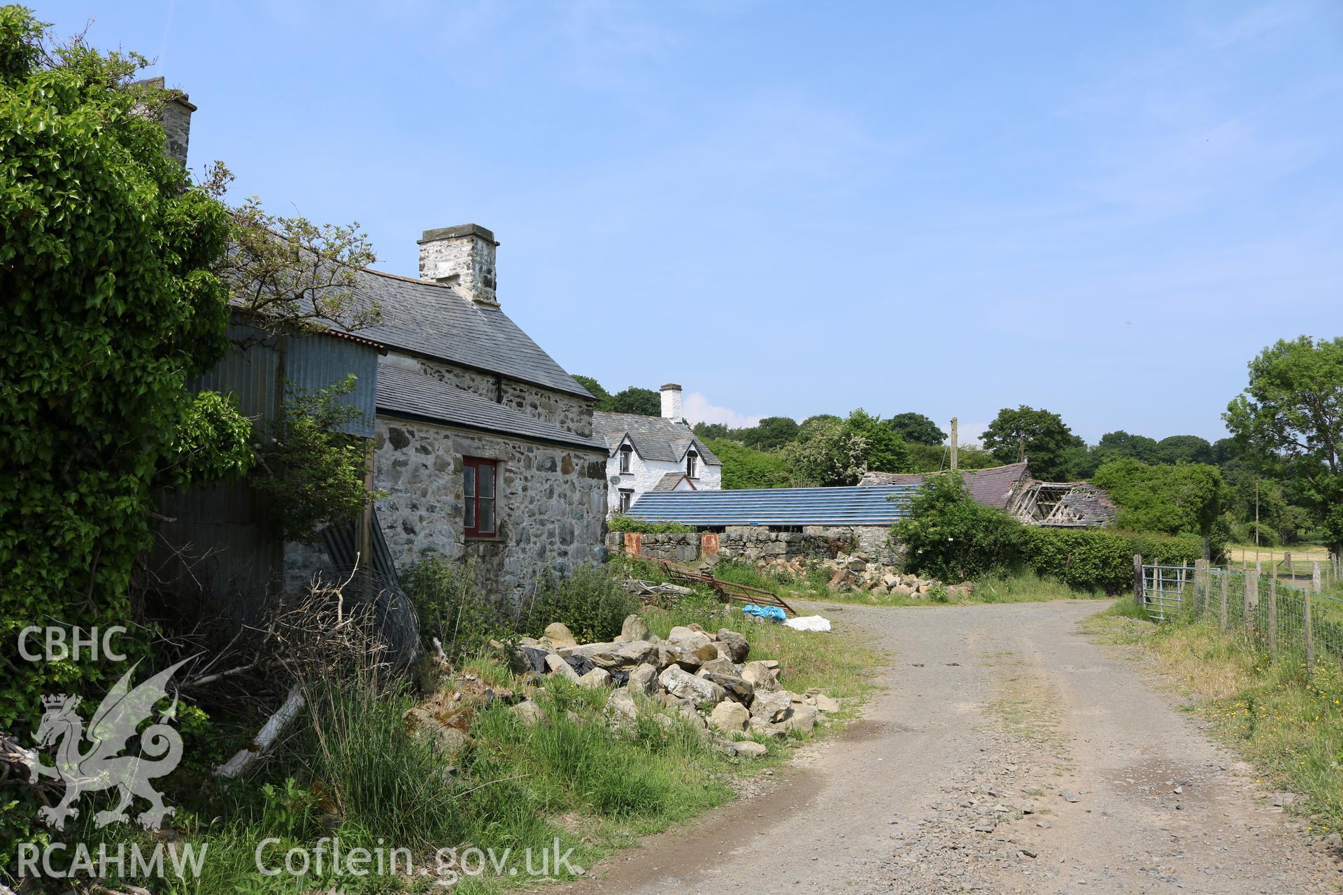 Photograph showing exterior view of barn and cottage at Maes yr Hendre, taken by Dr Marian Gwyn, 6th July 2016. (Original Reference no. 0044)