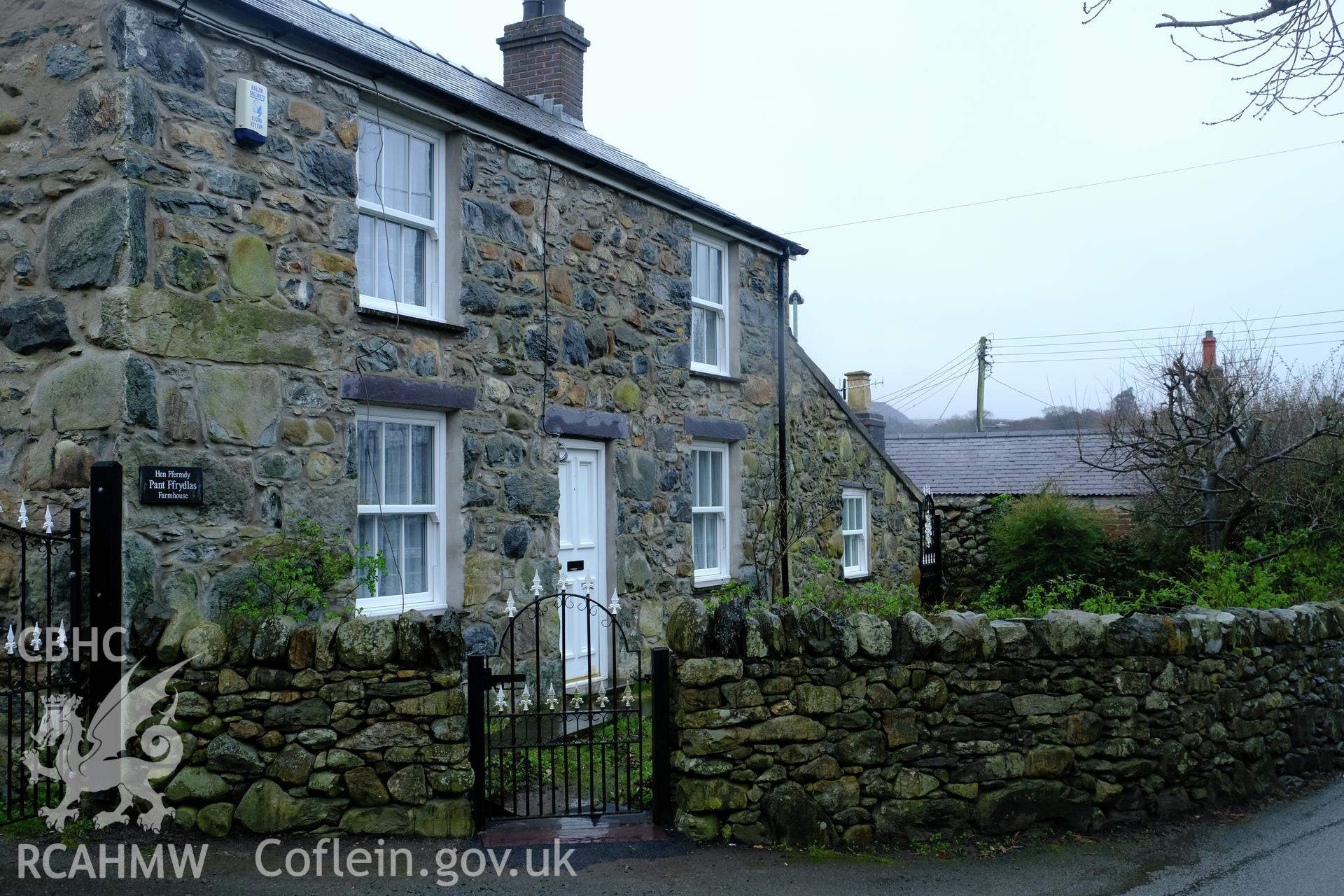 Colour photograph showing view looking south west at Pant-Ffrydlas Farm (near Abercaseg), Pant Road, Bethesda, produced by Richard Hayman 16th March 2017