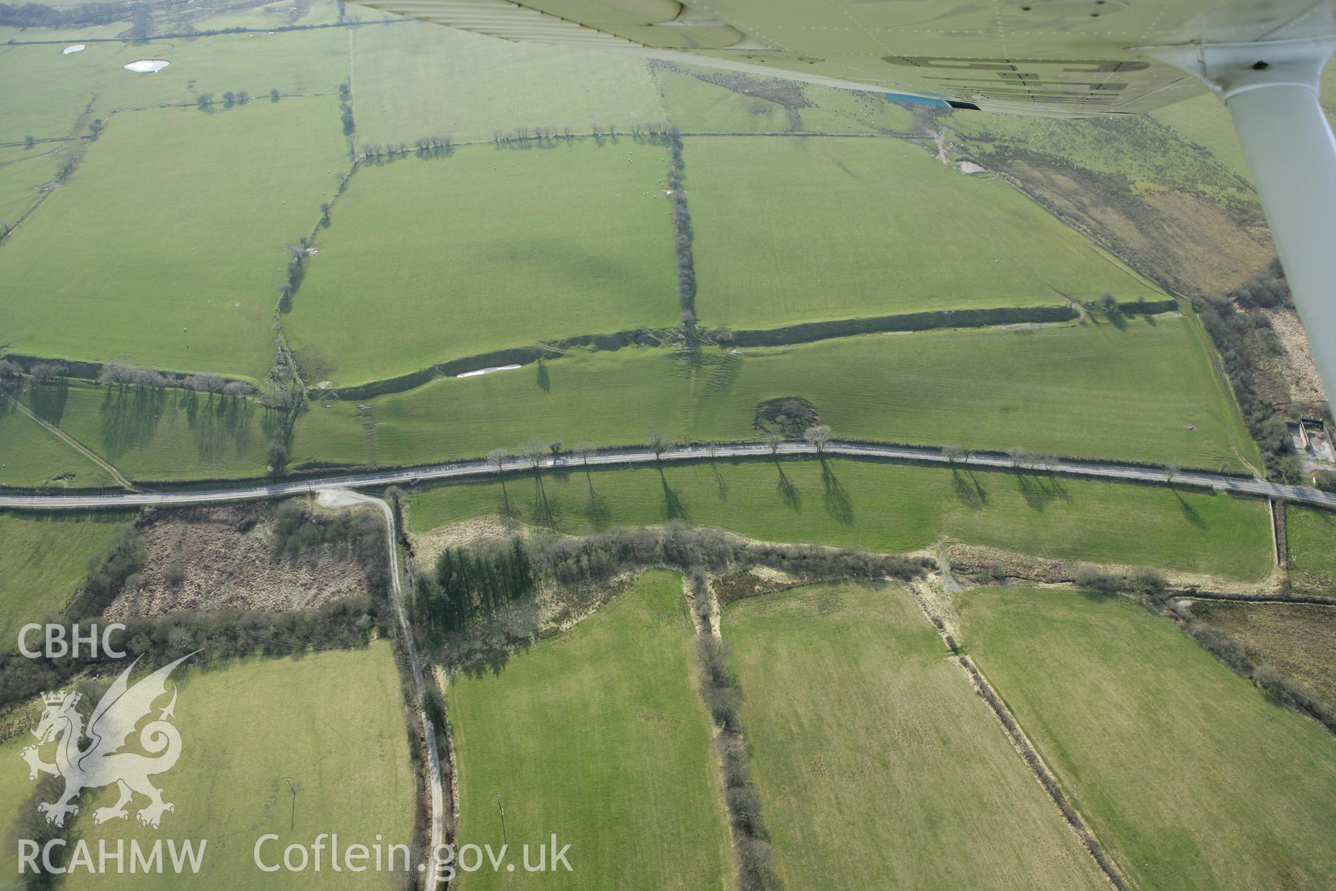 RCAHMW colour oblique aerial photograph of Clawdd Mawr. Taken on 13 April 2010 by Toby Driver