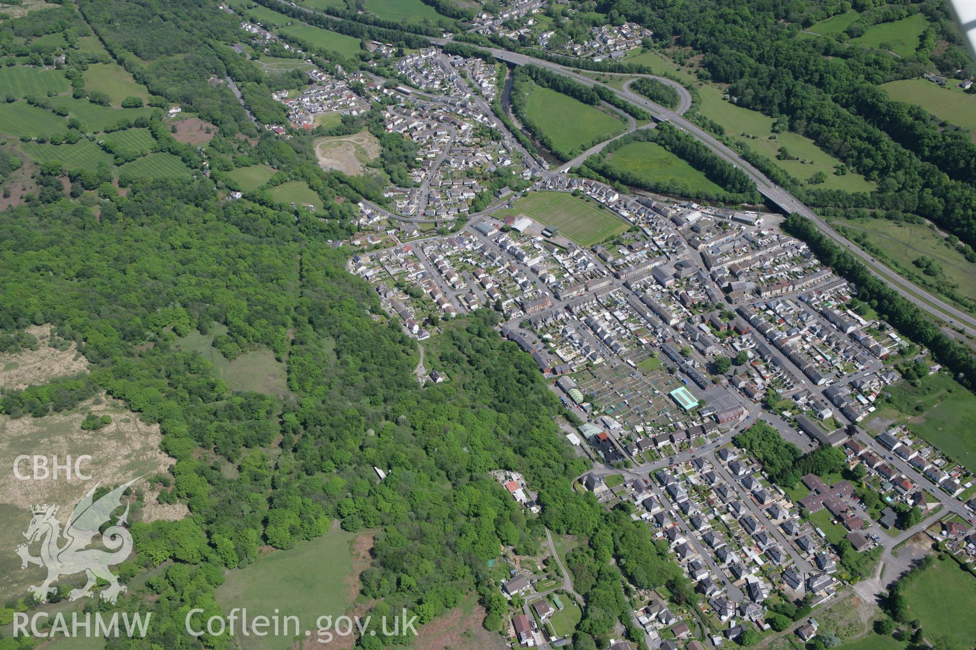 RCAHMW colour oblique photograph of Glyn Neath town. Taken by Toby Driver on 24/05/2010.