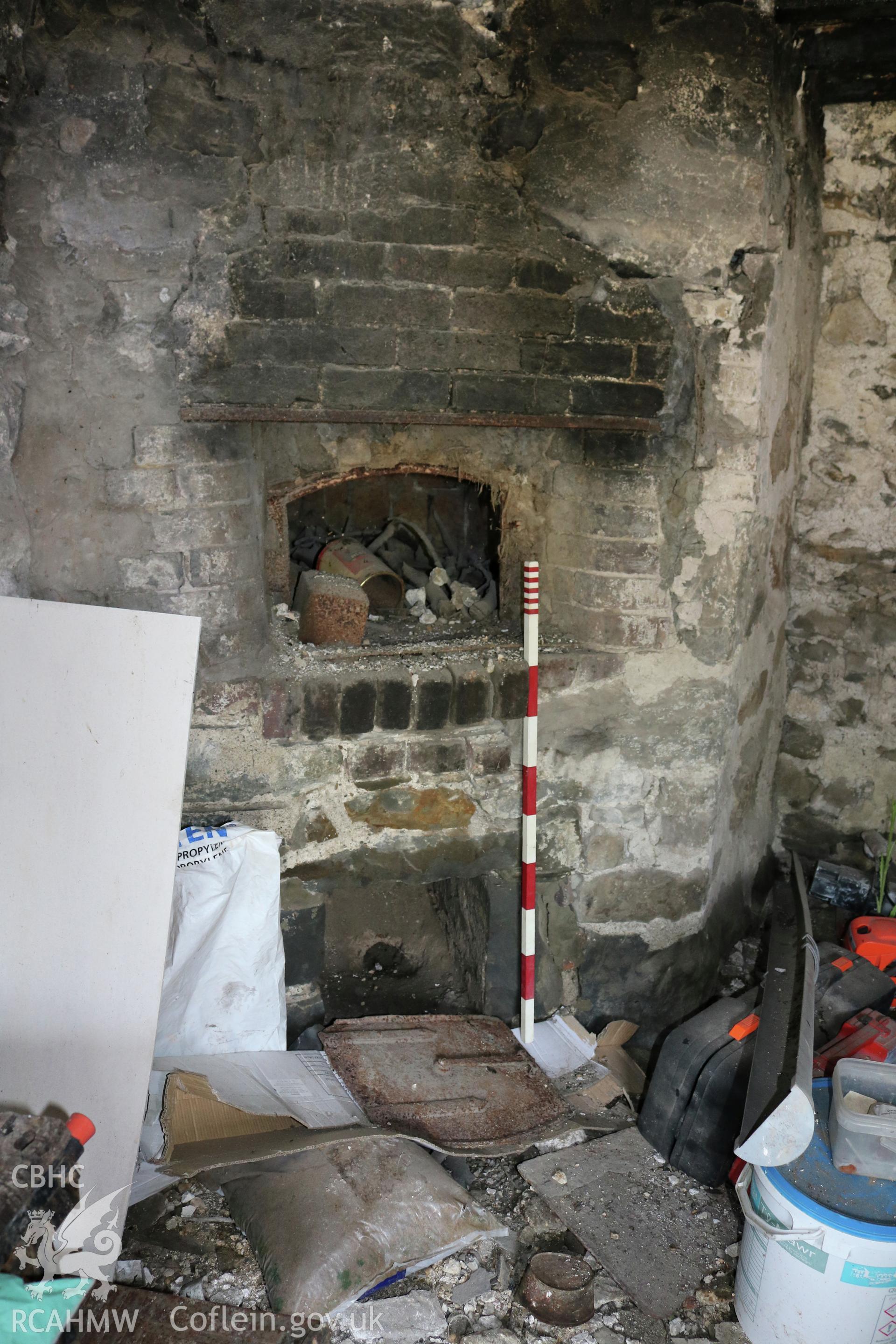 Photograph showing interior view of barn and cottage at Maes yr Hendre, taken by Dr Marian Gwyn, 6th July 2016. (Original Reference no. 0071)