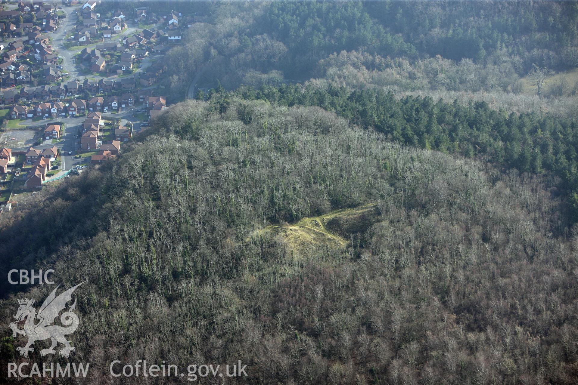Castell Cawr hillfort, on the south western outskirts of Abergele. Oblique aerial photograph taken during the Royal Commission?s programme of archaeological aerial reconnaissance by Toby Driver on 28th February 2013.