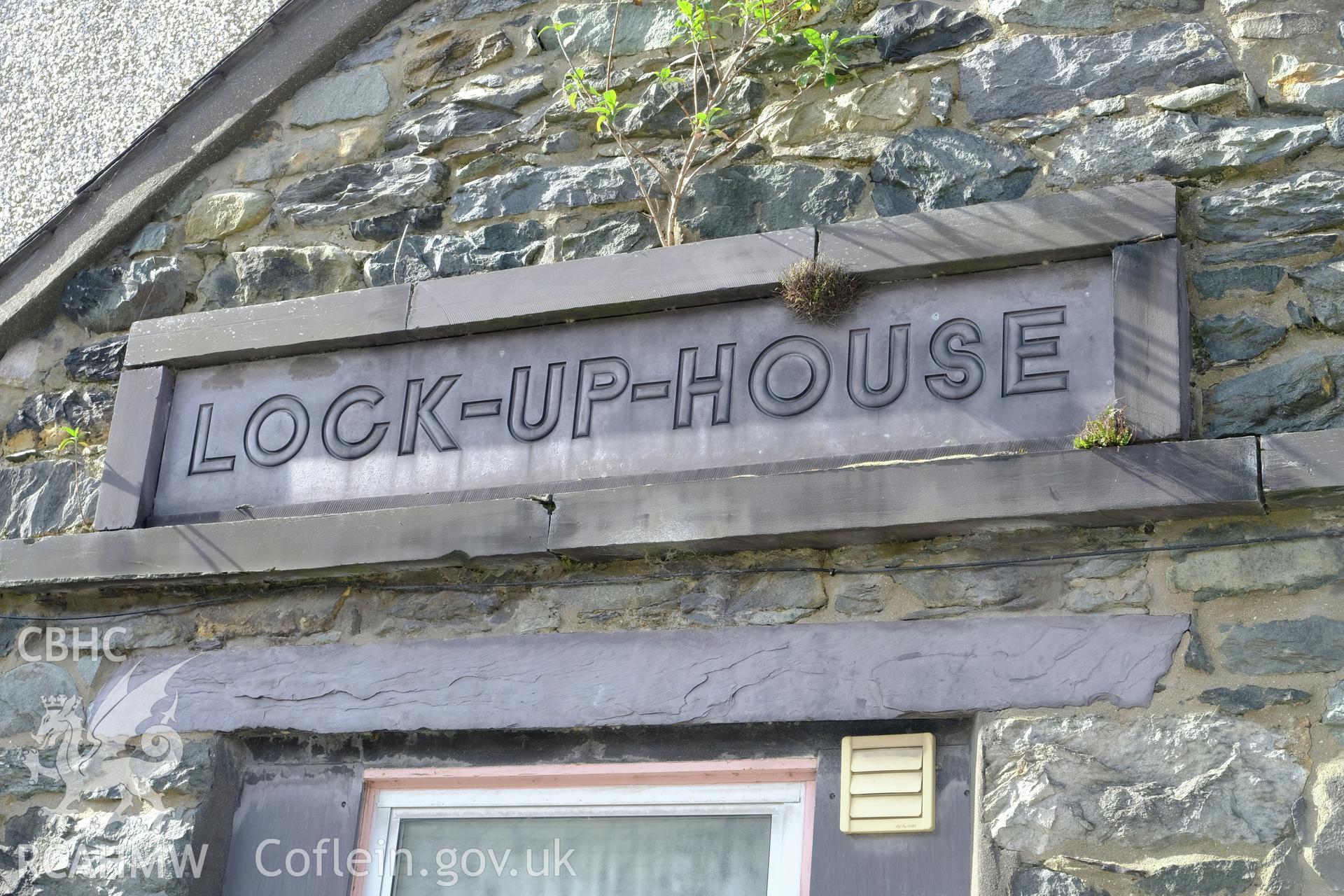 Colour photograph showing detail of the facade at the old Lock-up House, Glanafon Street, Bethesda, produced by Richard Hayman 16th March 2017