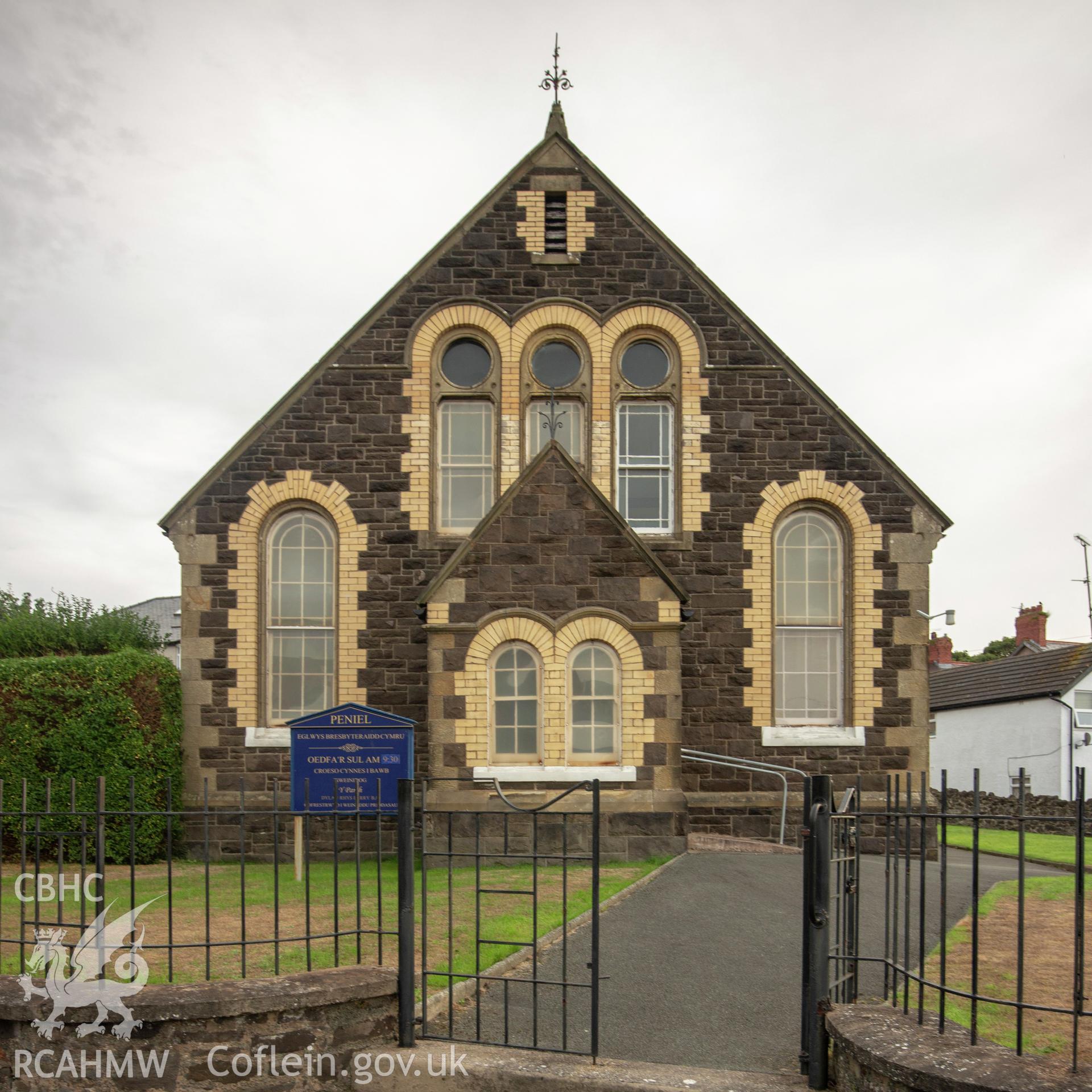 Colour photograph showing front elevation of Peniel Welsh Calvinistic Methodist Chapel, Ty Mawr Road and Peniel Street, Deganwy, Llandudno. Photographed by Richard Barrett on 17th September 2018.