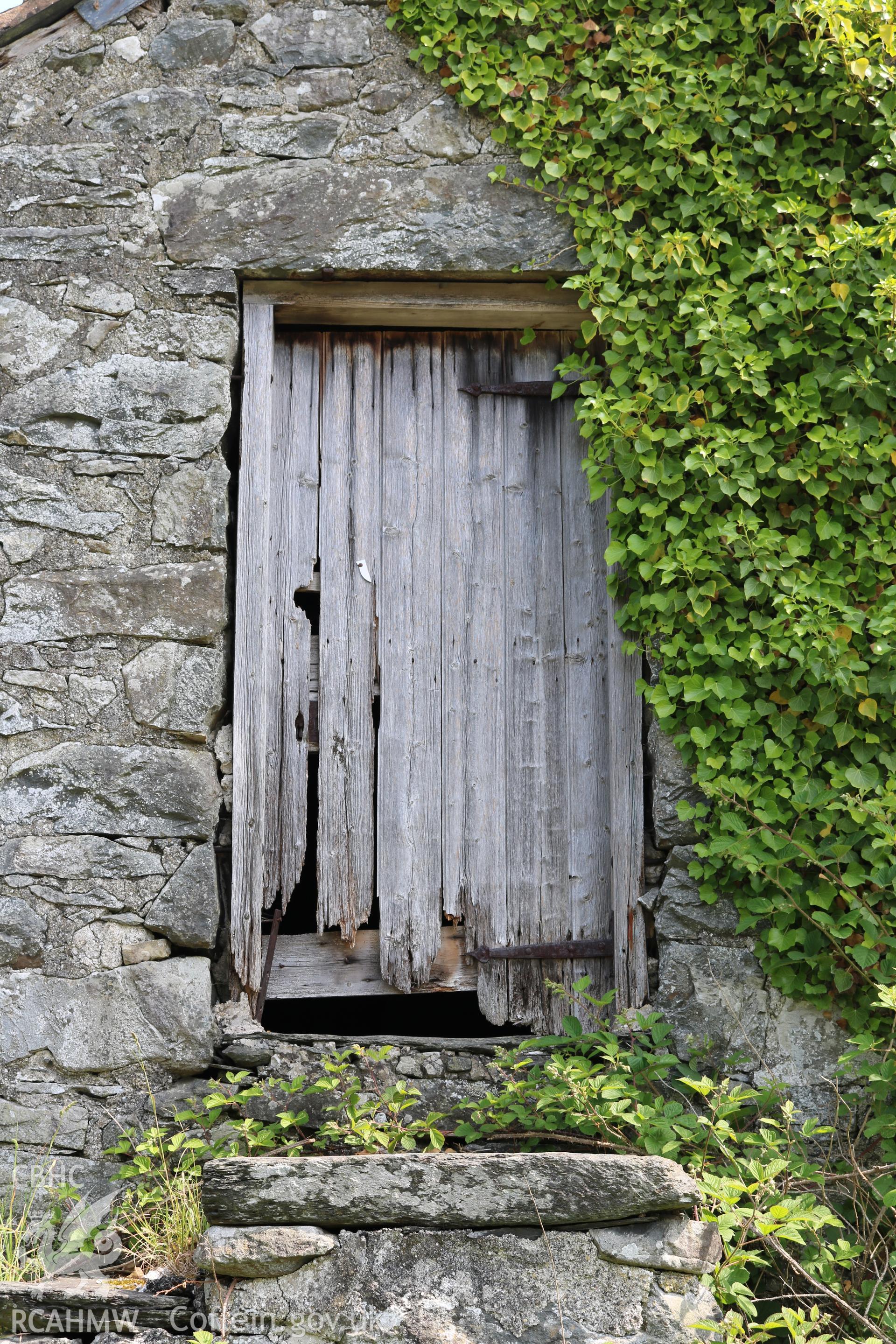 Photograph showing exterior view of cartshed and possible hayloft at Maes yr Hendre, taken by Dr Marian Gwyn, 6th July 2016. (Original Reference no. 0056)