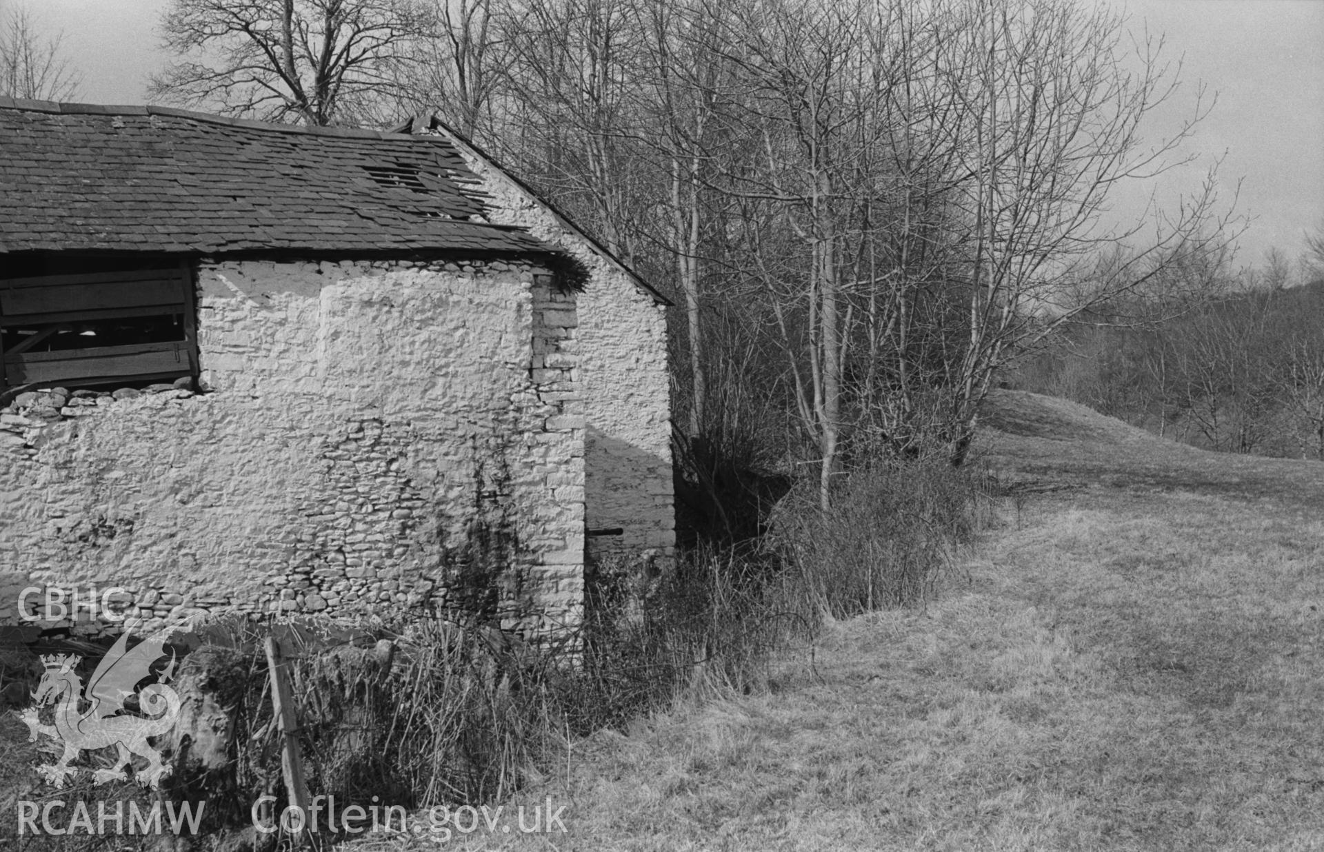 Black and White photograph showing wheelhouse (site of wheel on right hand side of wall) at Rhyd-y-Pandy Mill, Llangeitho. Photographed by Arthur Chater in April 1963, from Grid Reference SN 636 623, looking north.