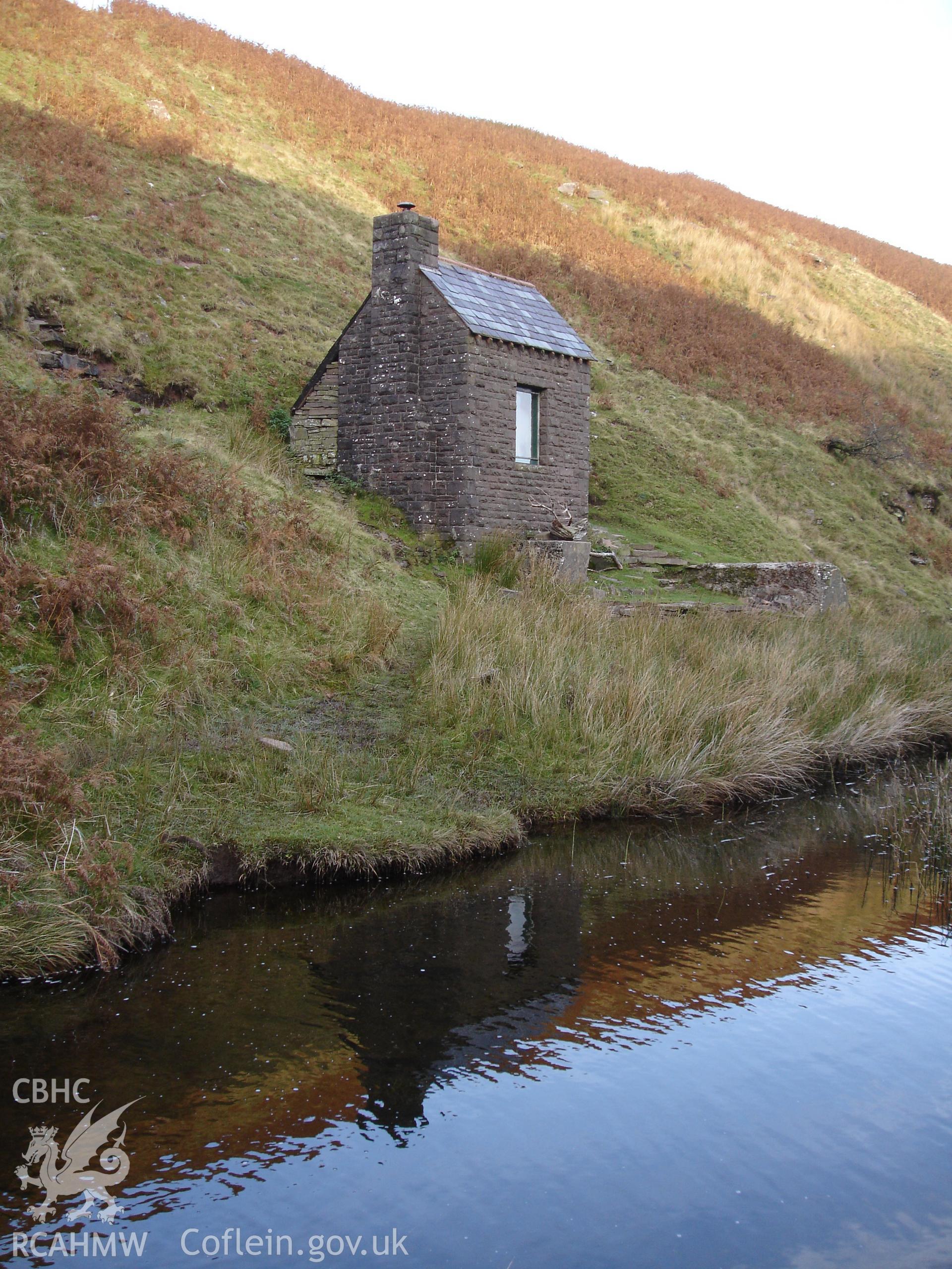 Digital colour photograph of Grwyne Fawr Reservoir Building I taken on 21/10/2007 by R.P.Sambrook during the Black Mountains Central (North) Survey undertaken by Trysor.