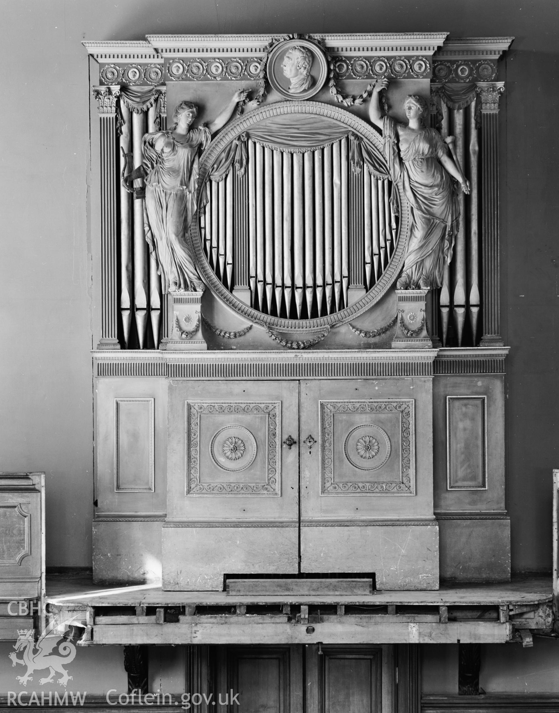 Wynnstay organ, front elevation, detail, NA/DE/95/032e.