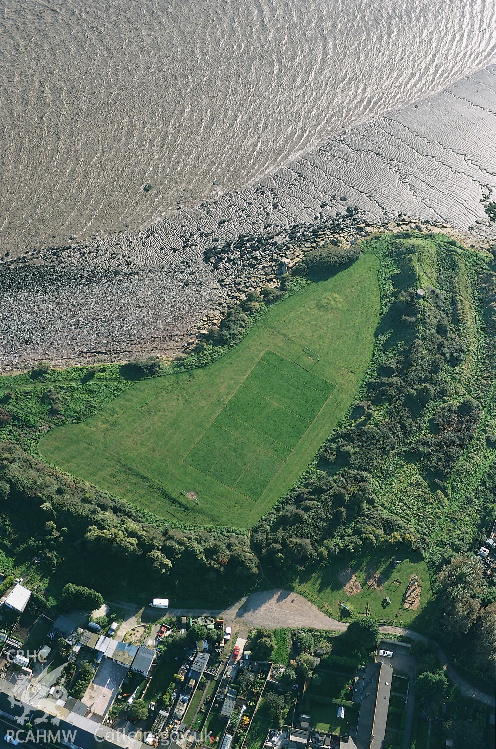 RCAHMW colour slide oblique aerial photograph of Sudbrook Camp, Portskewett, taken on 18/10/1999 by Toby Driver