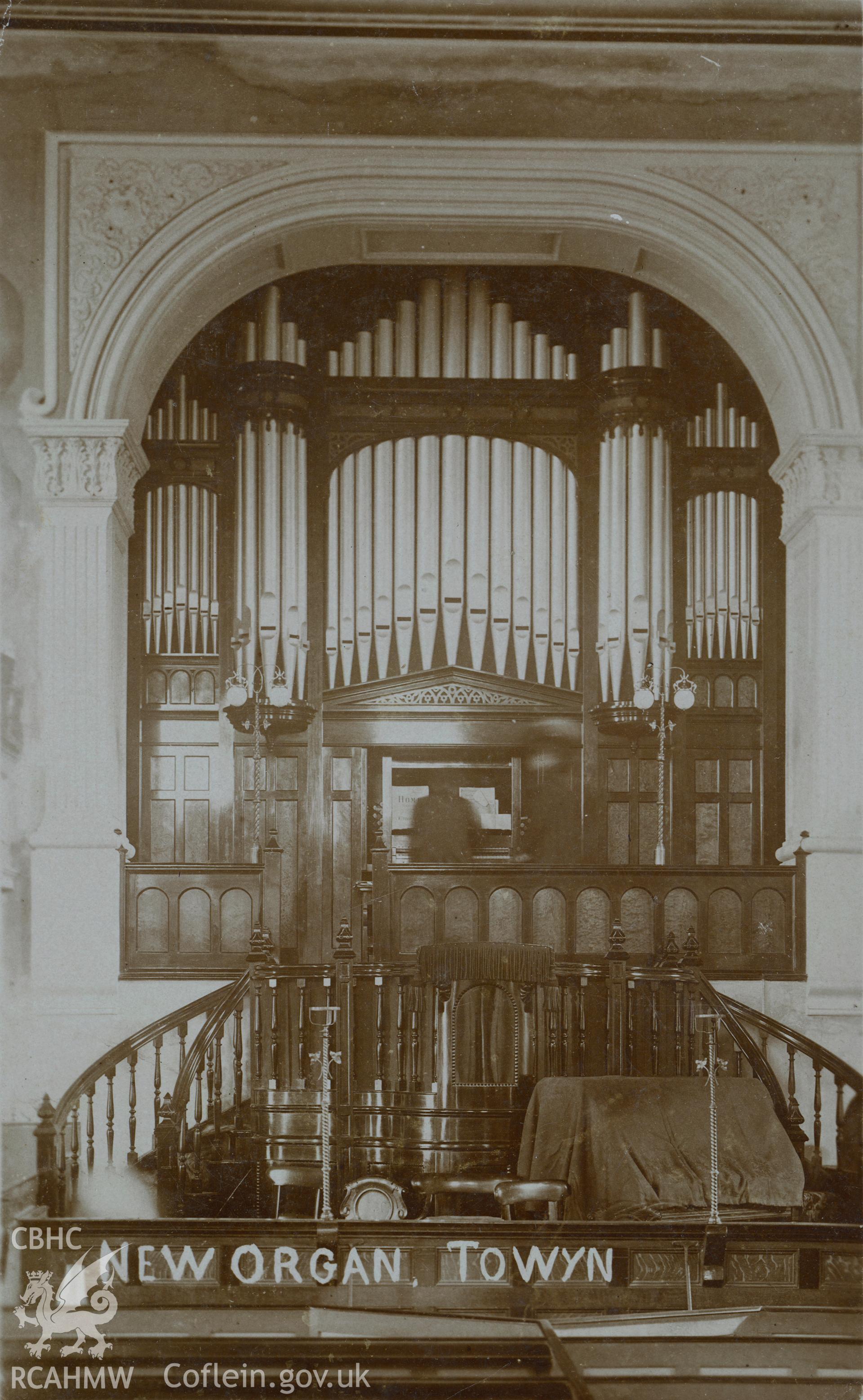 Digital copy of monochrome postcard showing the 'new organ' at Towyn Welsh Independent Chapel, New Quay. Postcard produced by Dierks & Brooks, Photographers, who had studios in Aberayron, New Quay and Llanon. Loaned for copying by Thomas Lloyd.
