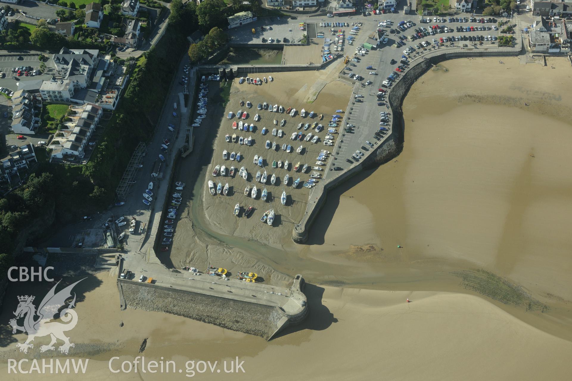 Saundersfoot Harbour. Oblique aerial photograph taken during Royal Commission's programme of archaeological aerial reconnaissance by Toby Driver on 30th September 2015.