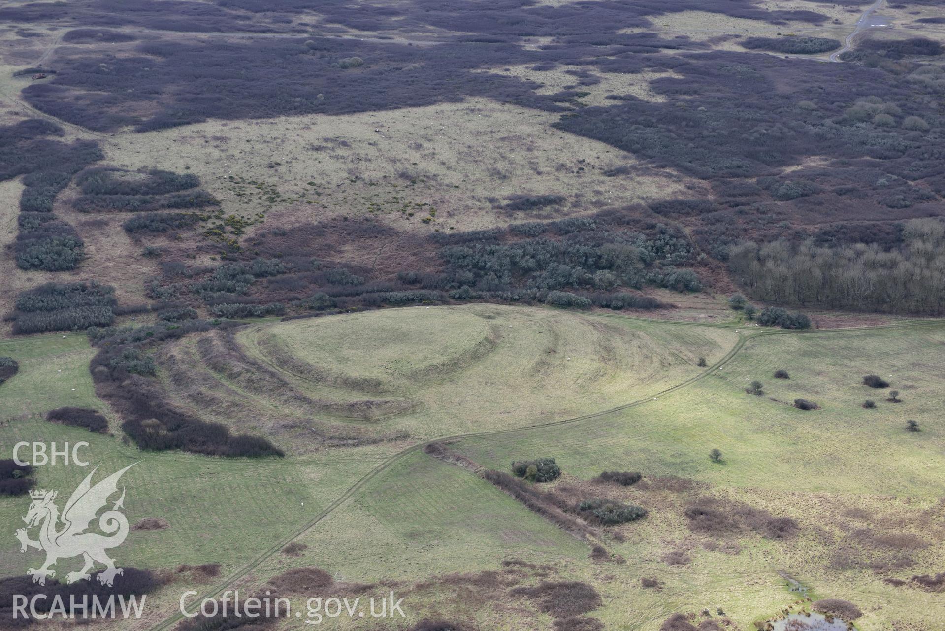 Bulliber Hill Camp. Baseline aerial reconnaissance survey for the CHERISH Project. ? Crown: CHERISH PROJECT 2018. Produced with EU funds through the Ireland Wales Co-operation Programme 2014-2020. All material made freely available through the Open Government Licence.