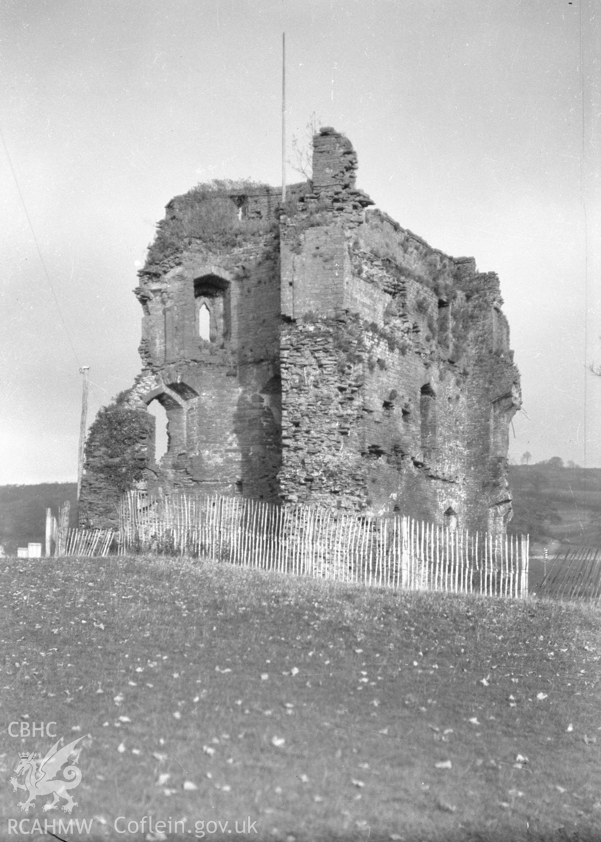 Digital copy of a nitrate negative showing Alisby's Castle, Crickhowell.