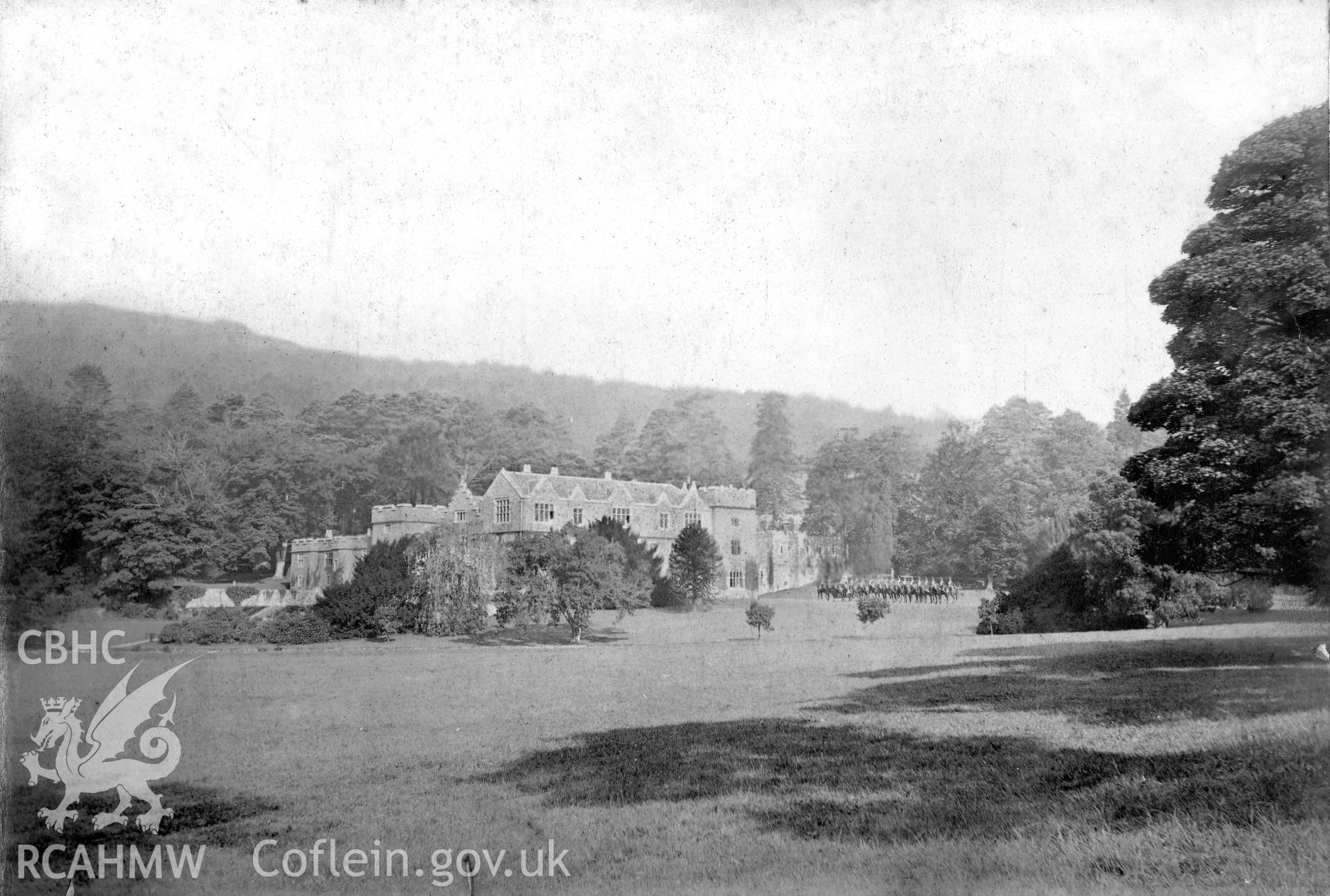 Postcard view showing Aberpergwm House.