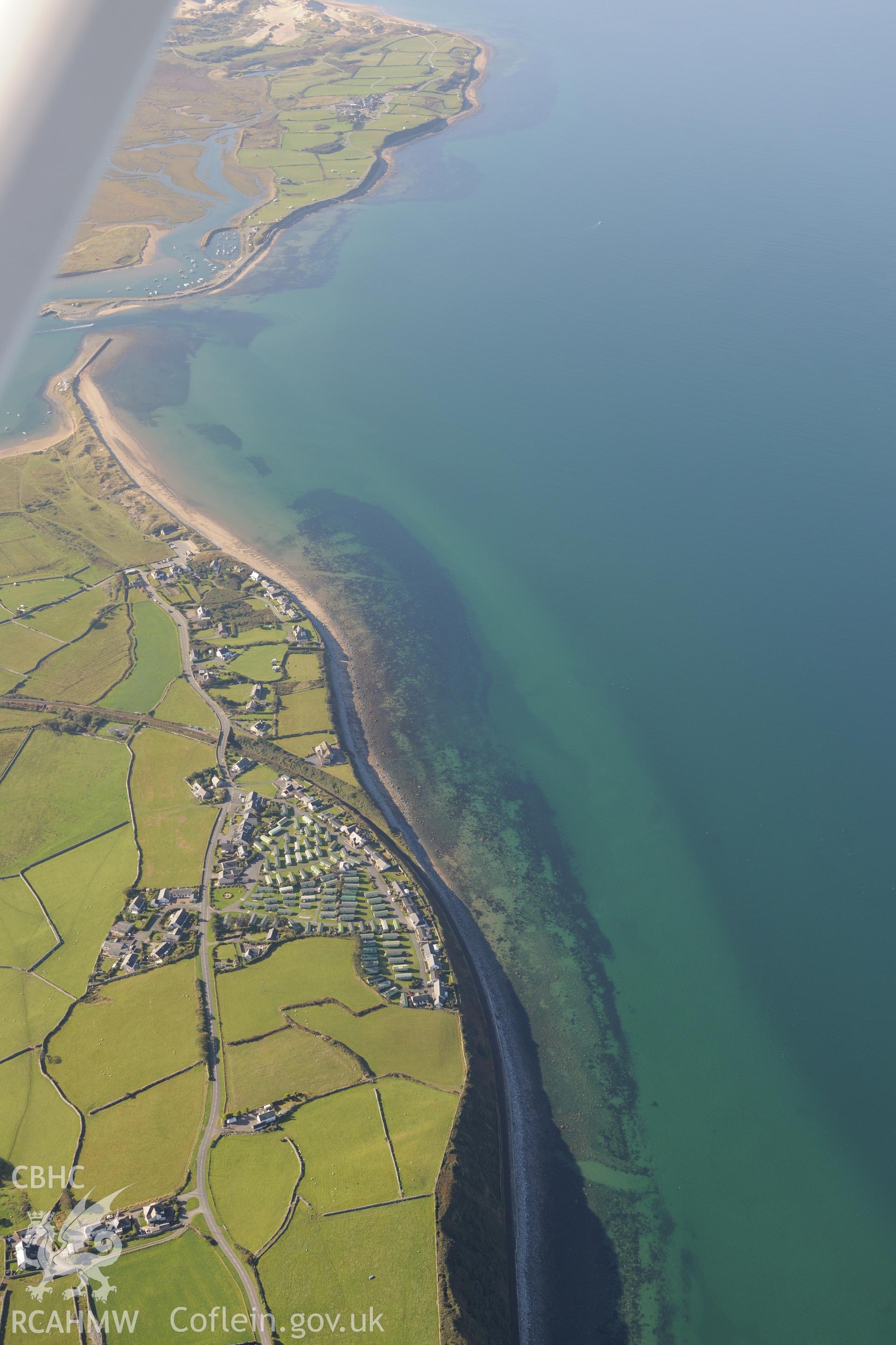 Shell Island harbour, south of Harlech. Oblique aerial photograph taken during the Royal Commission's programme of archaeological aerial reconnaissance by Toby Driver on 2nd October 2015.