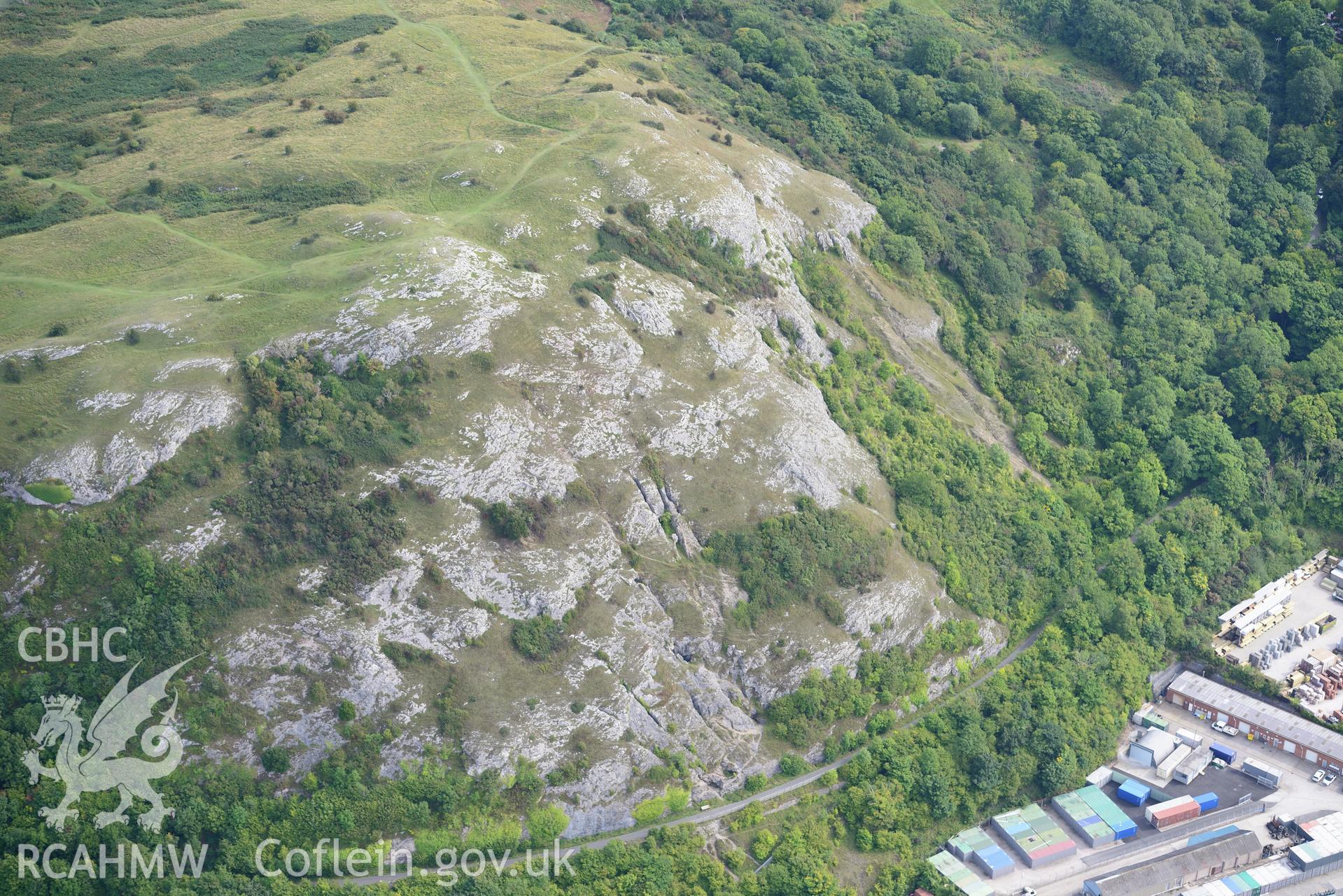 Site of an abandoned castle at Graig Fawr, near Rhyl. Oblique aerial photograph taken during the Royal Commission's programme of archaeological aerial reconnaissance by Toby Driver on 11th September 2015.
