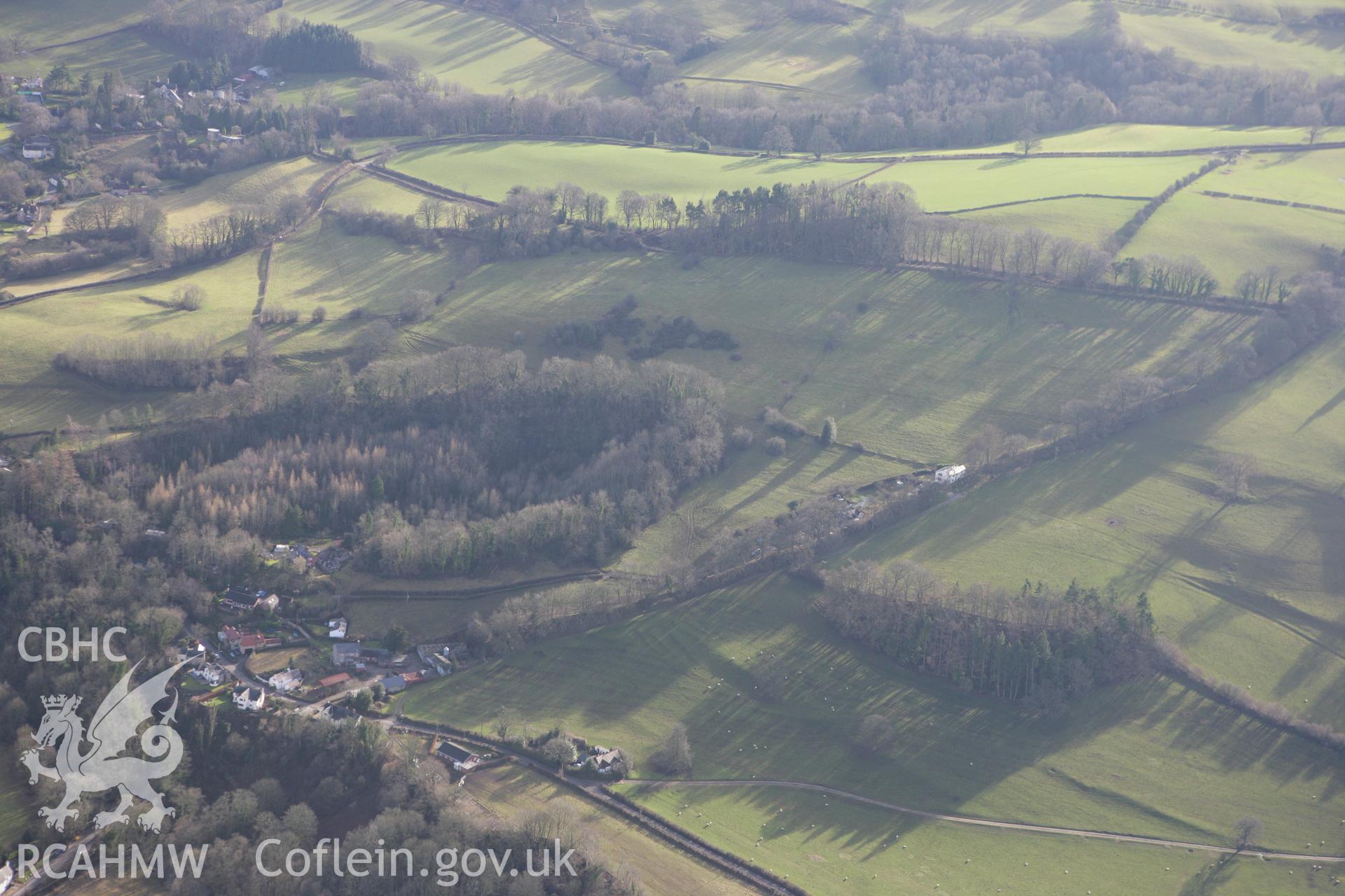 RCAHMW colour oblique photograph of Offa's Dyke, section from footpath south of Pen-y-tryn to Orseddwen. Taken by Toby Driver on 08/02/2011.