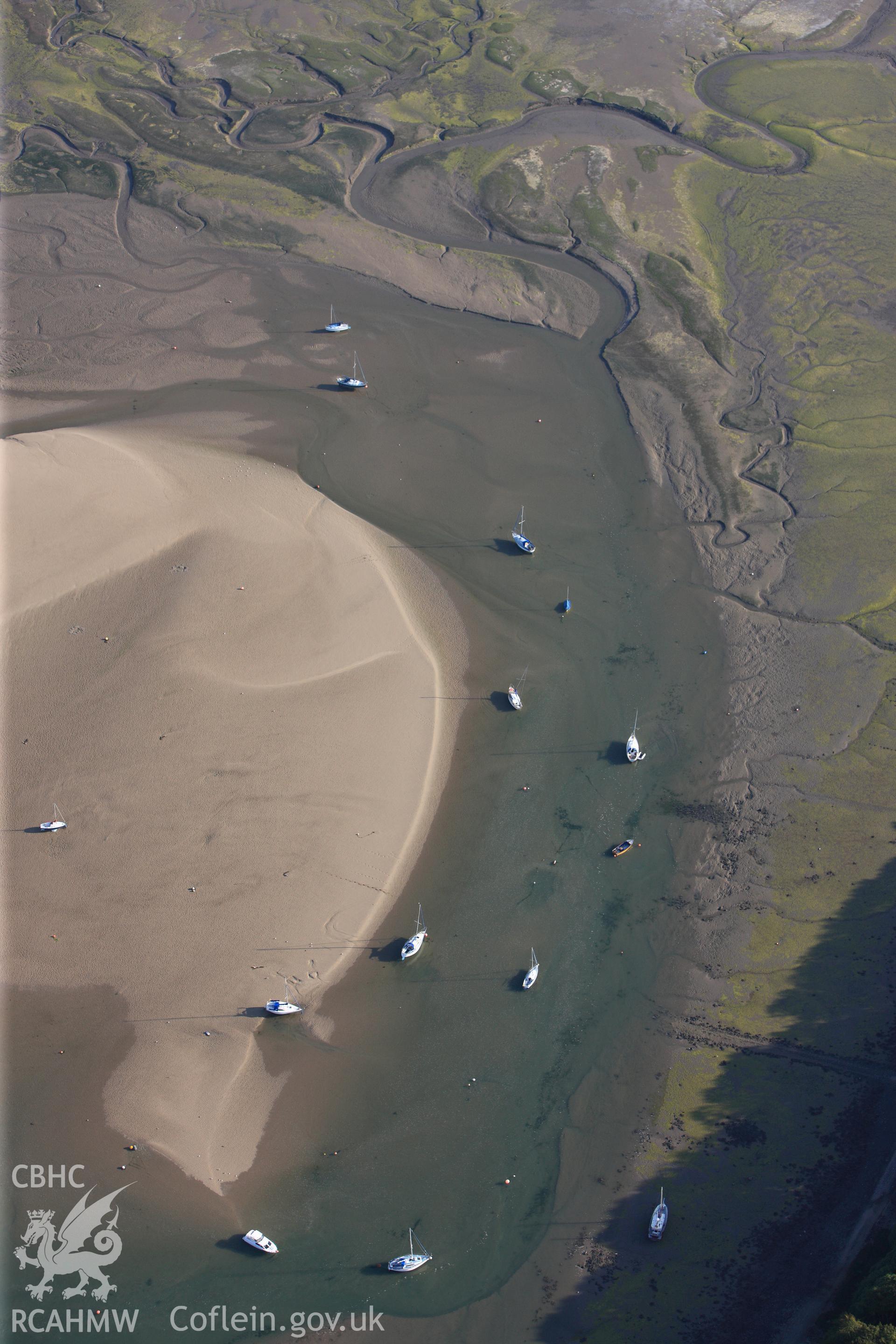 RCAHMW colour oblique photograph of Red Wharf Bay. Taken by Toby Driver and Oliver Davies on 27/07/2011.