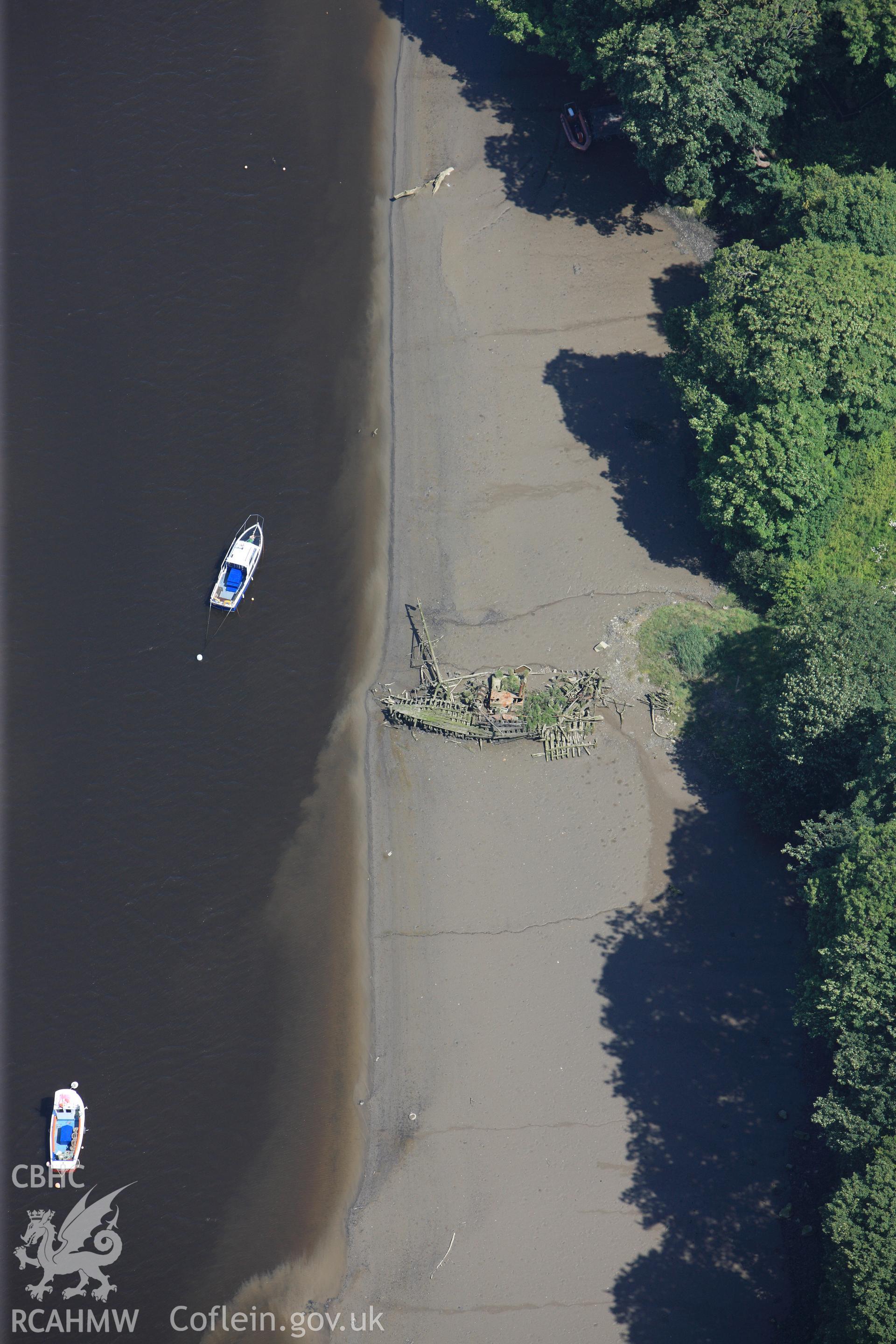 RCAHMW colour oblique photograph of Wreck of the Suandra. Taken by Toby Driver and Oliver Davies on 28/06/2011.