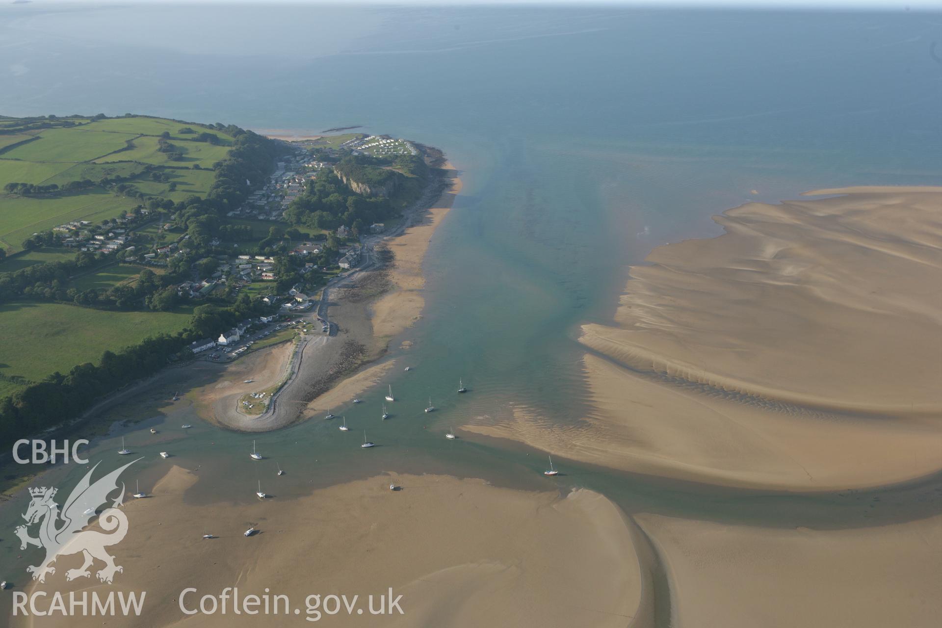 RCAHMW colour oblique photograph of Red Wharf Bay. Taken by Toby Driver and Oliver Davies on 27/07/2011.