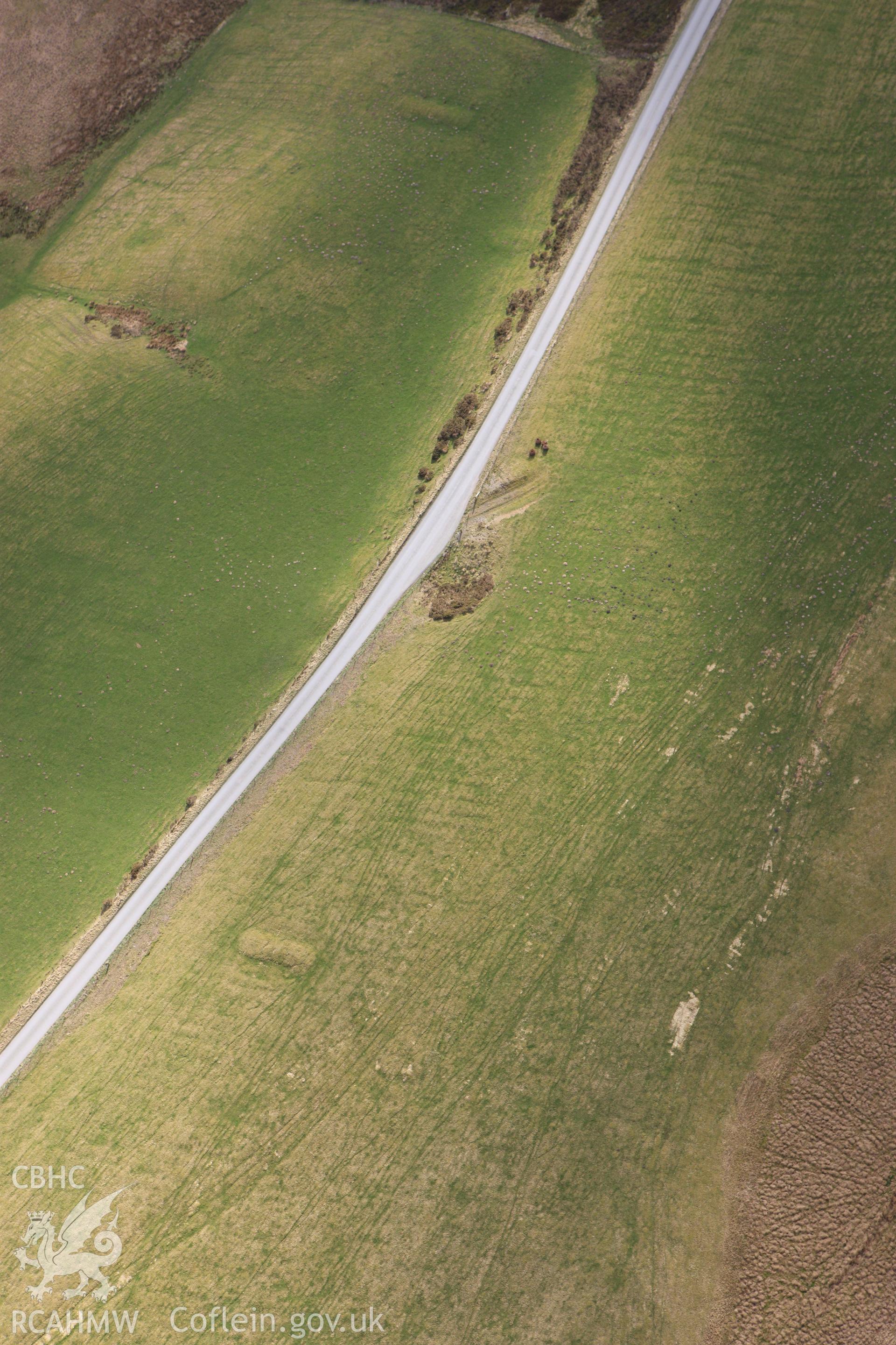 RCAHMW colour oblique photograph of Foel (y), Gwaen Ymaglan, Rabbit Warren. Taken by Toby Driver on 22/03/2011.