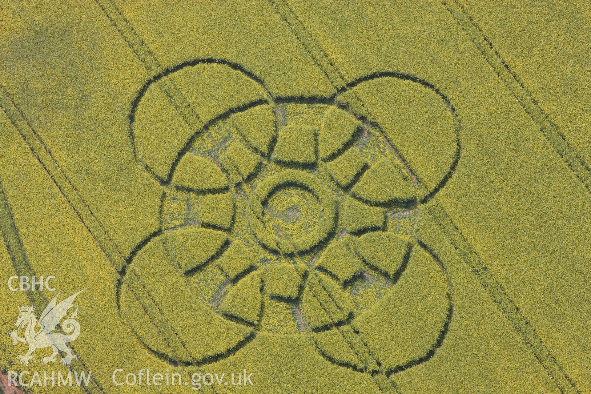 RCAHMW colour oblique photograph of Innage, Chepstow, modern crop circle. Taken by Toby Driver on 26/04/2011.