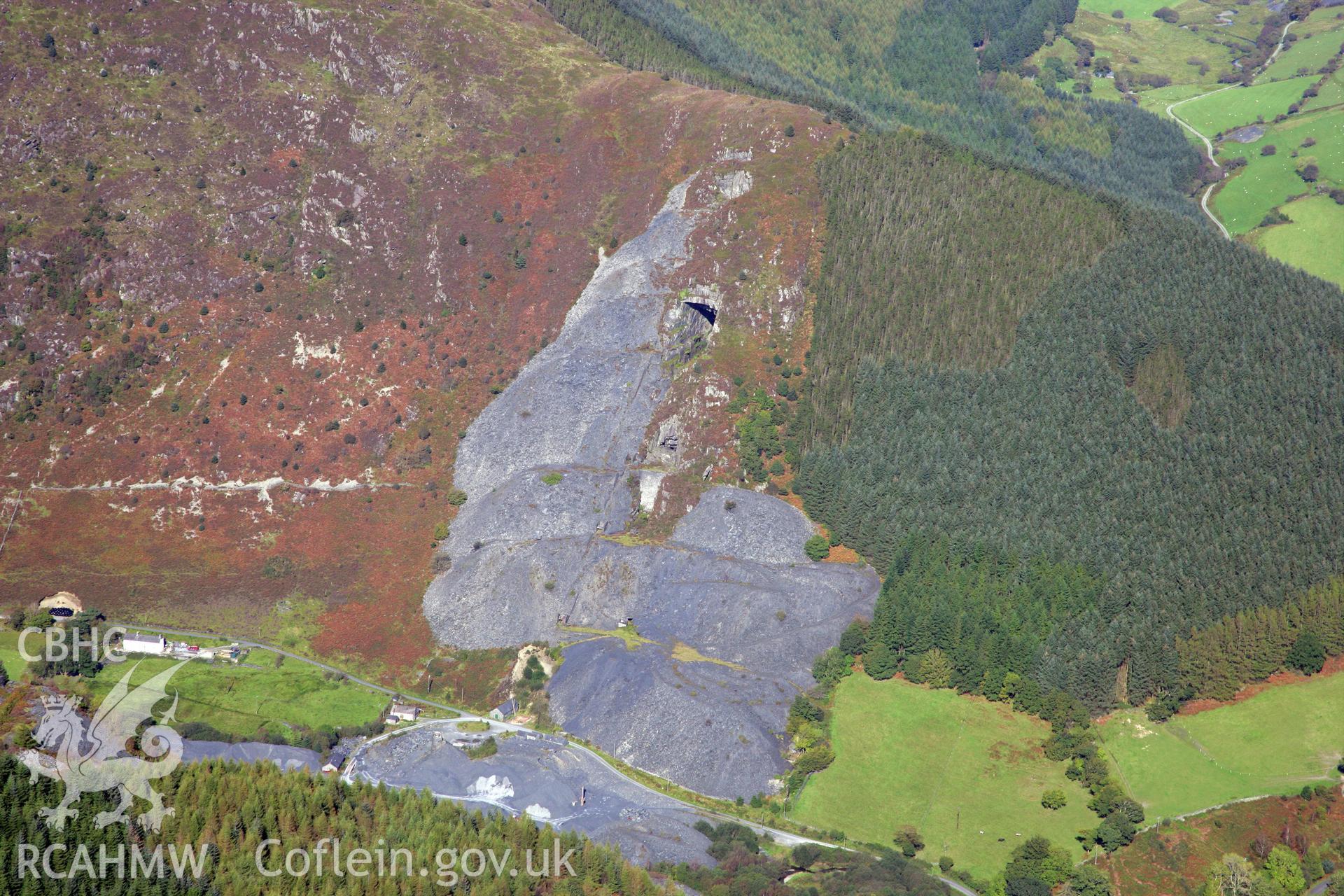 RCAHMW colour oblique photograph of Aberllefenni Slate Quarry. Taken by Oliver Davies on 29/09/2011.