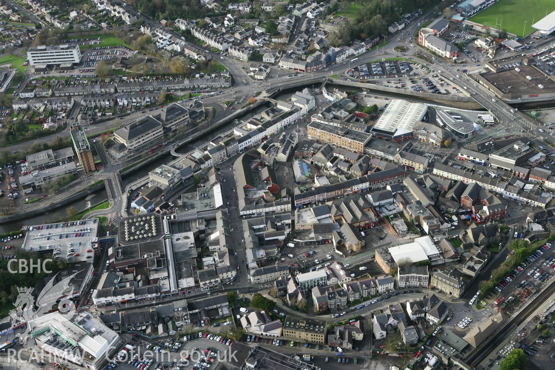 RCAHMW colour oblique photograph of Bridgend townscape. Taken by Toby Driver on 17/11/2011.